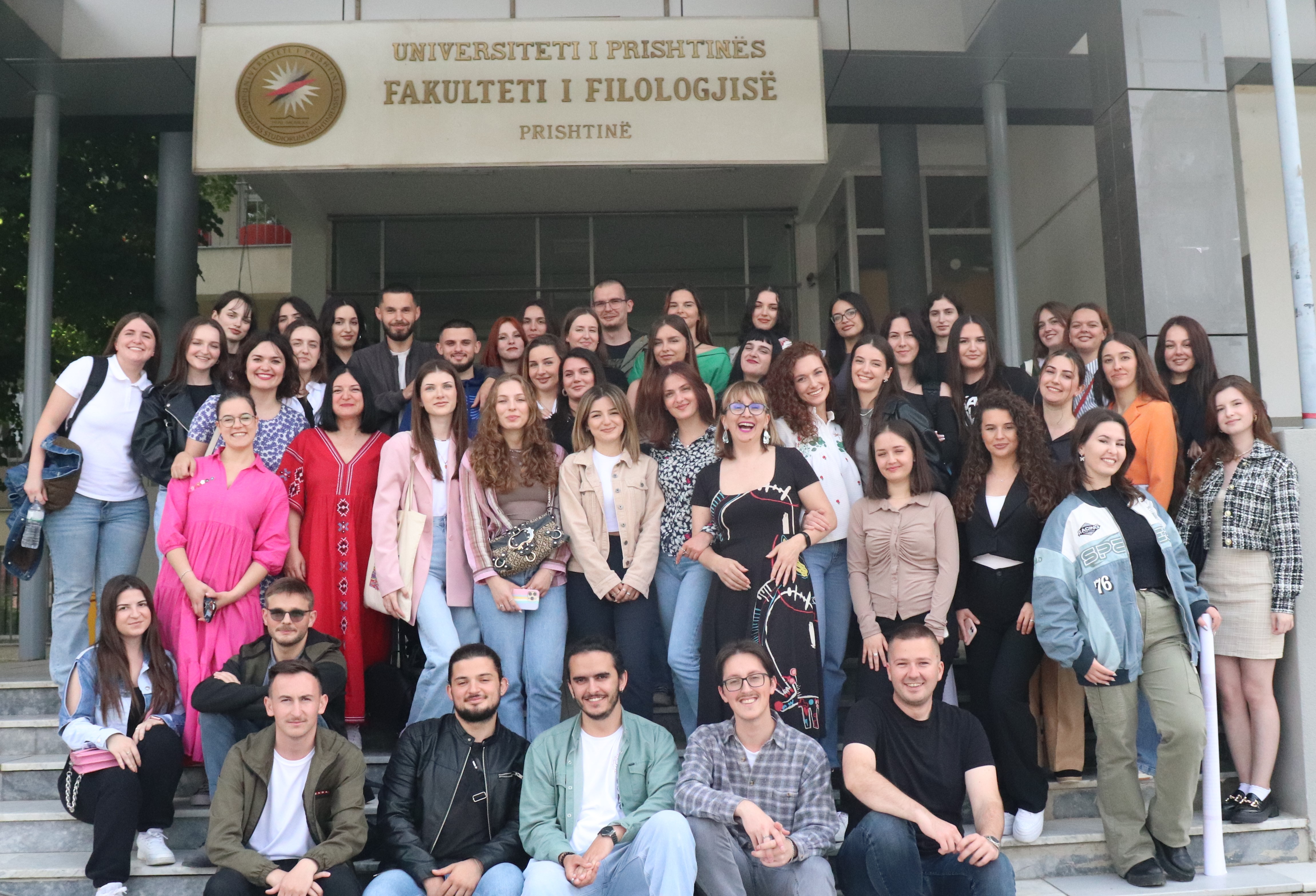 Departamenti i Gjuhës dhe Letërsisë Angleze në Fakultetin Filologjik të Universitetit të Prishtinës prezantoi punimet e tyre semestrale