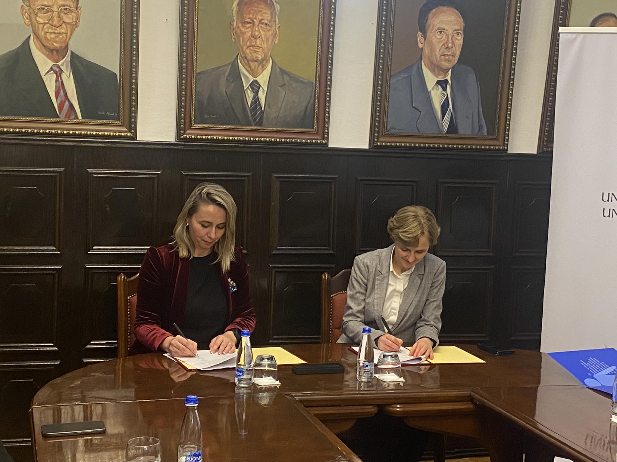 Universiteti i Prishtinës dhe Organizata Ndërkombëtare për Migrim nënshkruajnë marrëveshje bashkëpunimi.