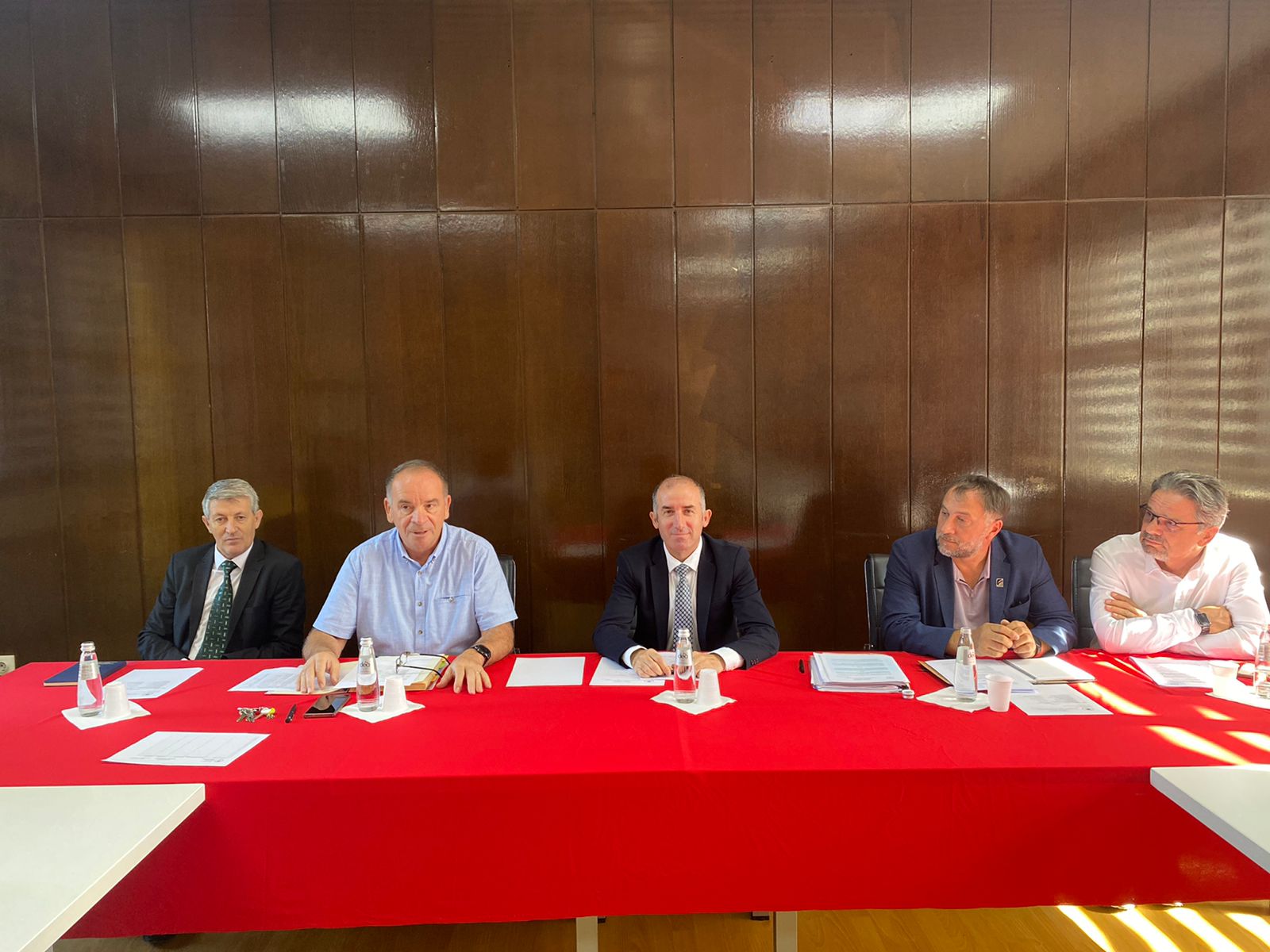Mbahet mbledhja e bordit industrial të Fakultetit të Inxhinierisë së Ndërtimit