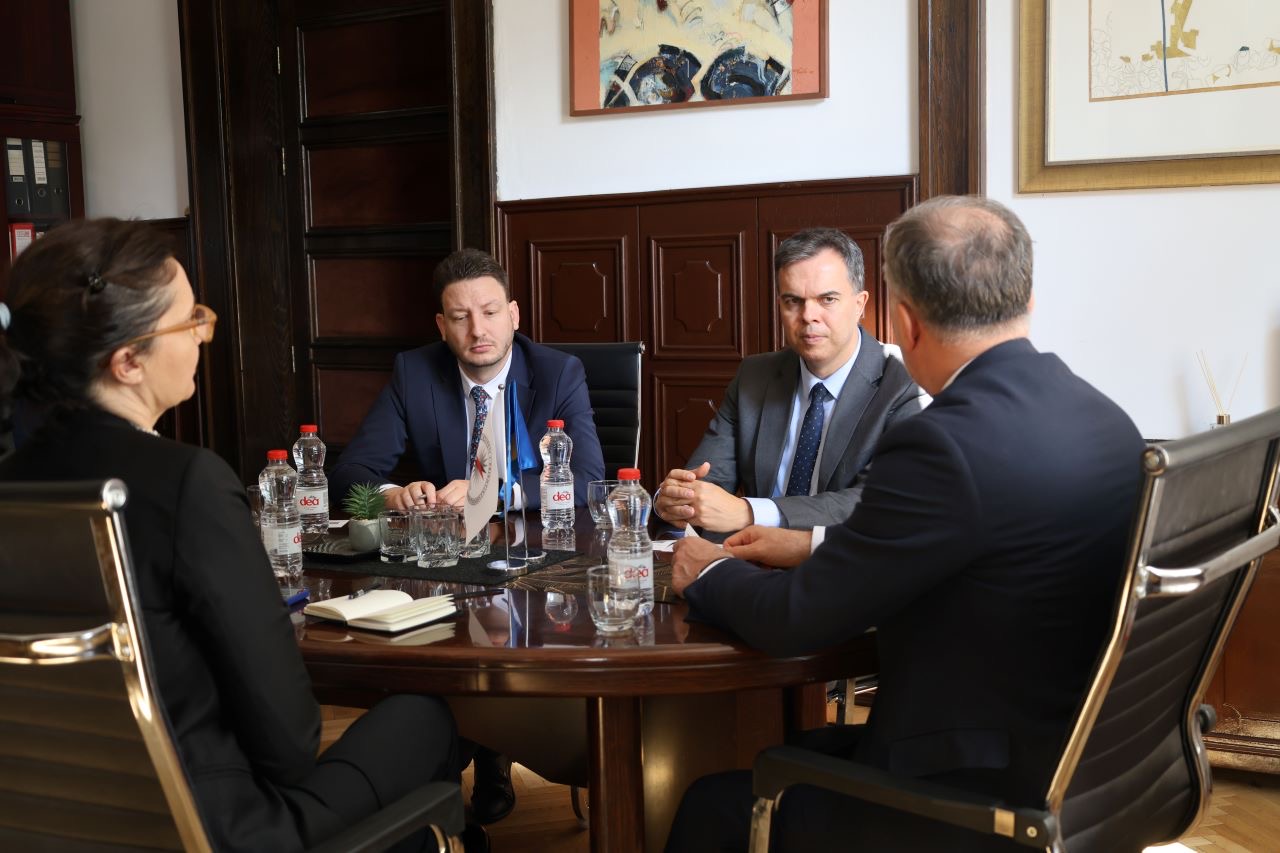 Hungarian Ambassador Learns About the History, Cooperation, and Goals of the University of Prishtina