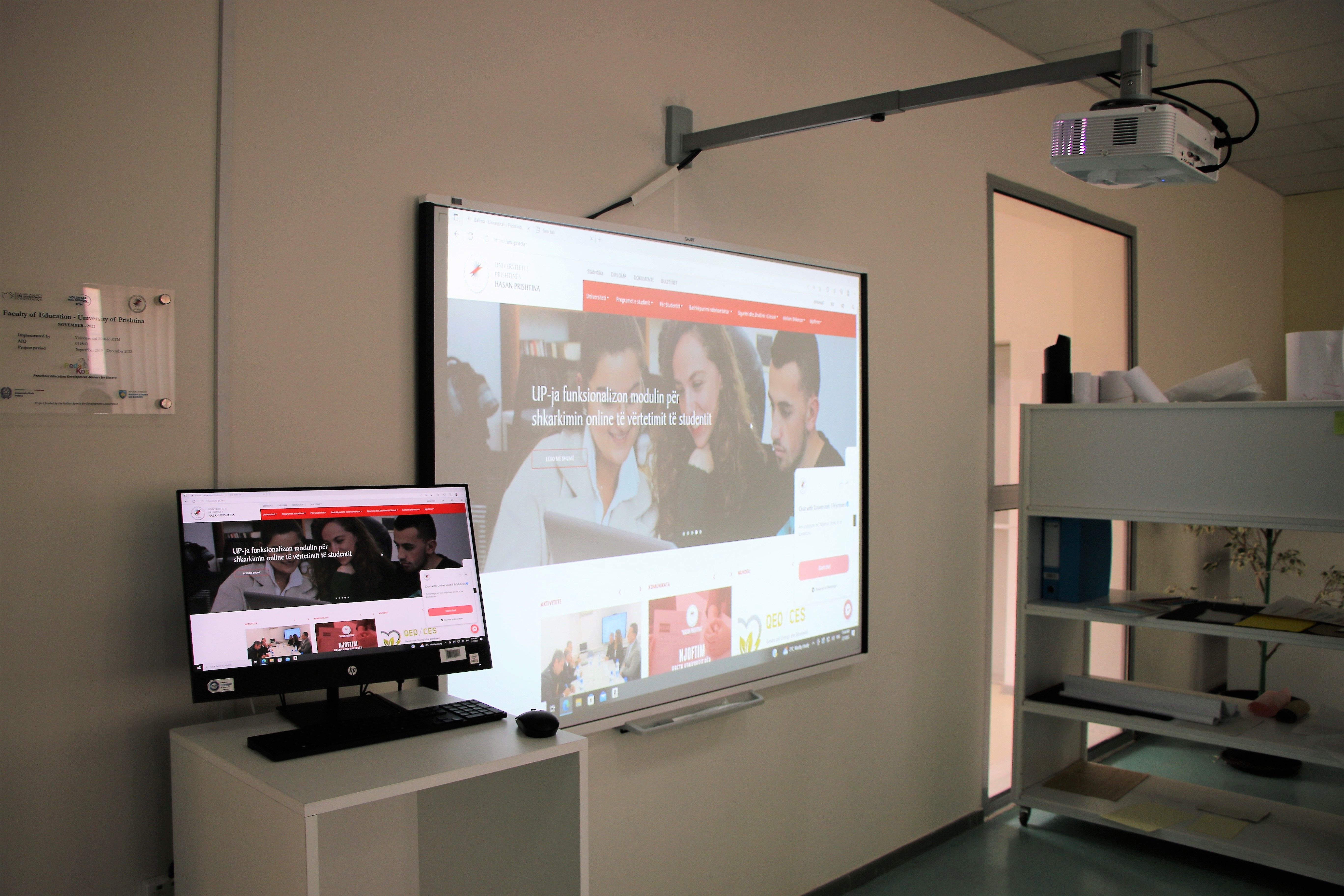 Rektori Qerimi viziton mjediset e avancuara të mësimit në Fakultetin e Edukimit