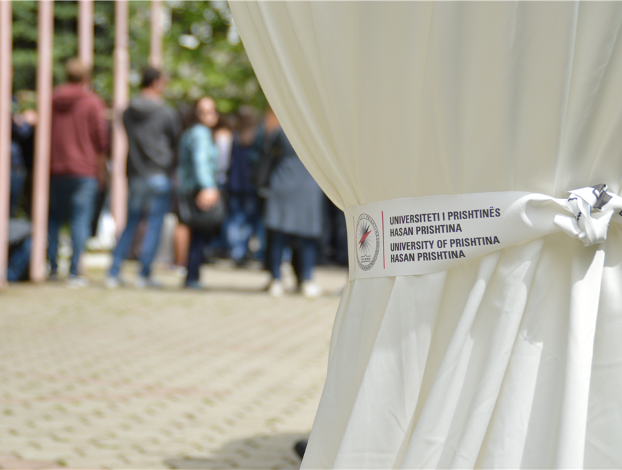 Universiteti i Prishtinës feston 51-vjetorin e themelimit