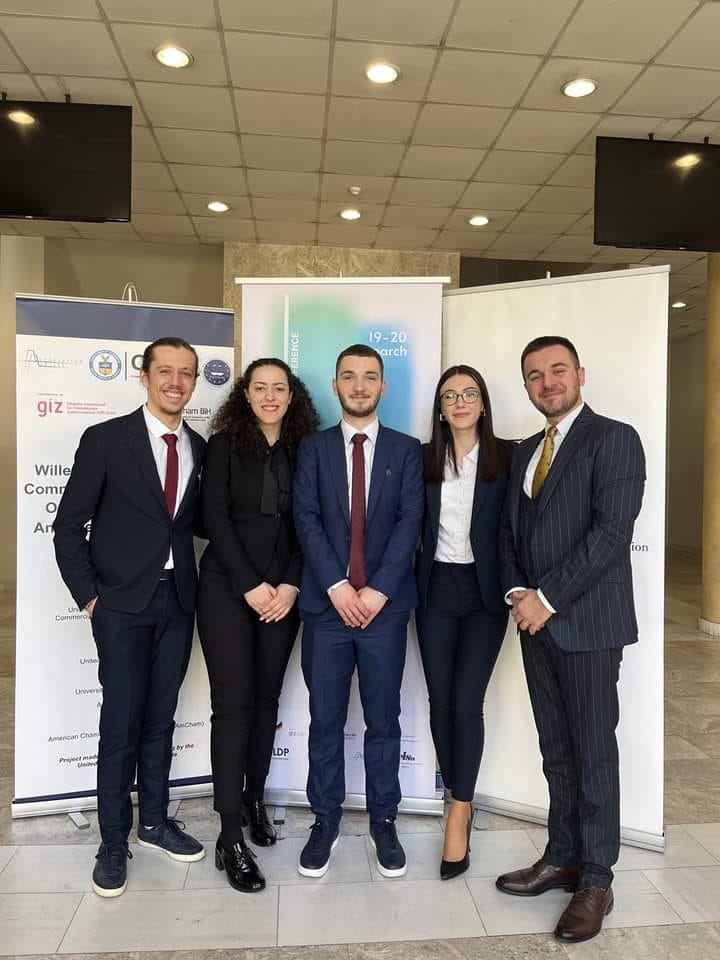 Studentët e Fakultetit Juridik fitojnë garën rajonale në Bosnjë e Hercegovinë
