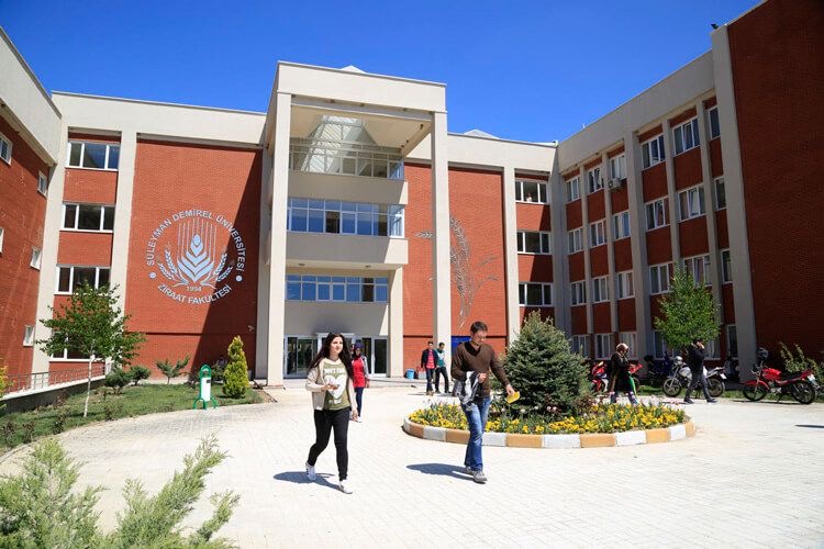 Erasmus+ në “SULEYMAN DEMIREL UNIVERSITY“ Turqi