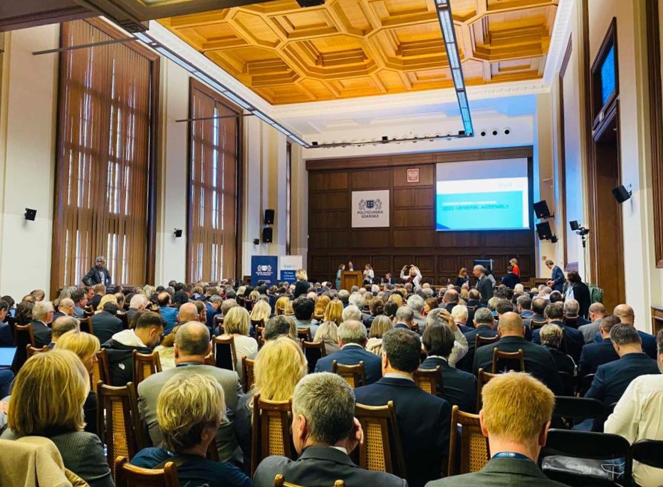 Rektori Qerimi merr pjesë në konferencën vjetore të rektorëve të Asociacionit Evropian të Universiteteve