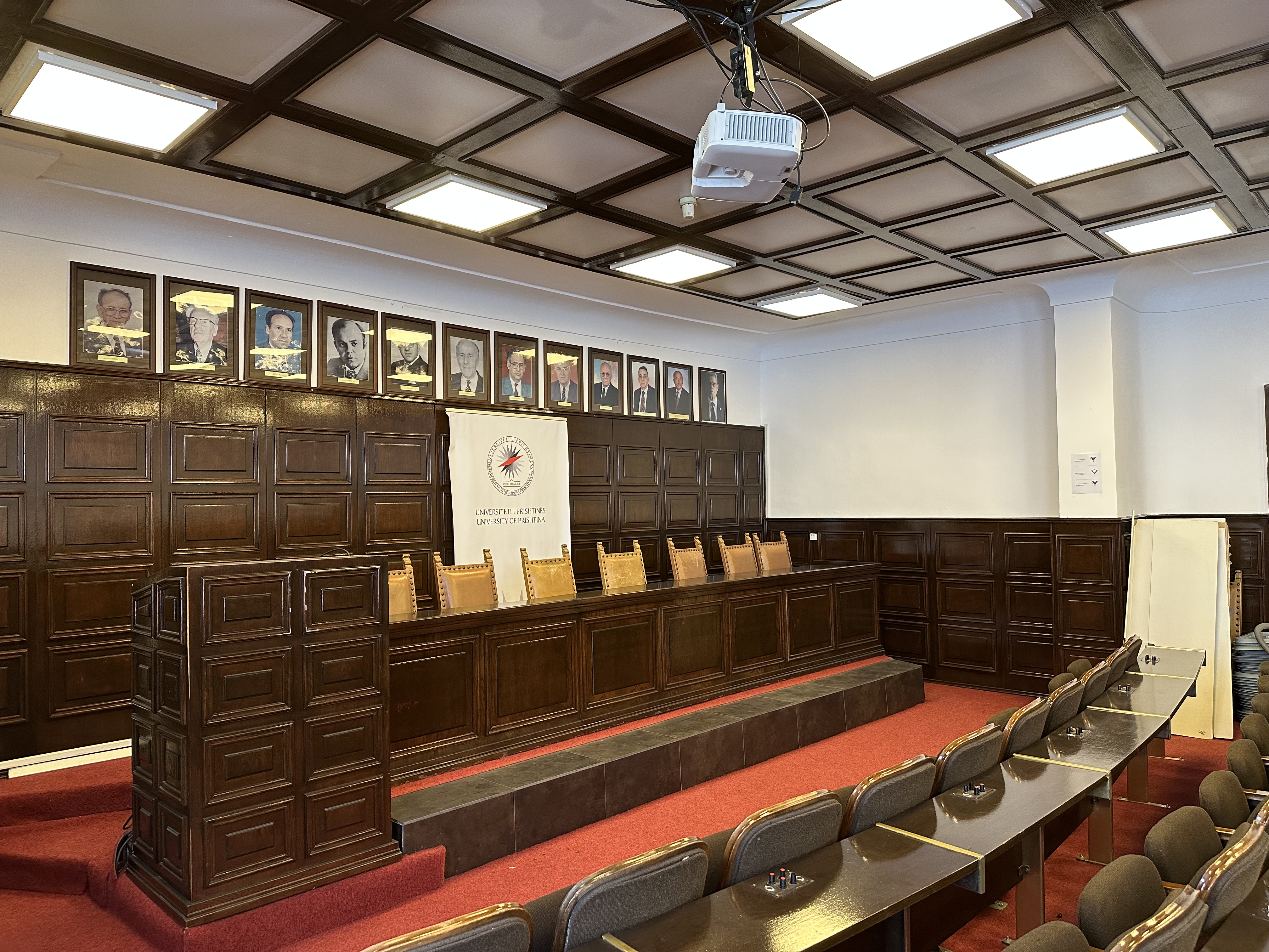 Zgjidhen senatorët e rinj të UP-së