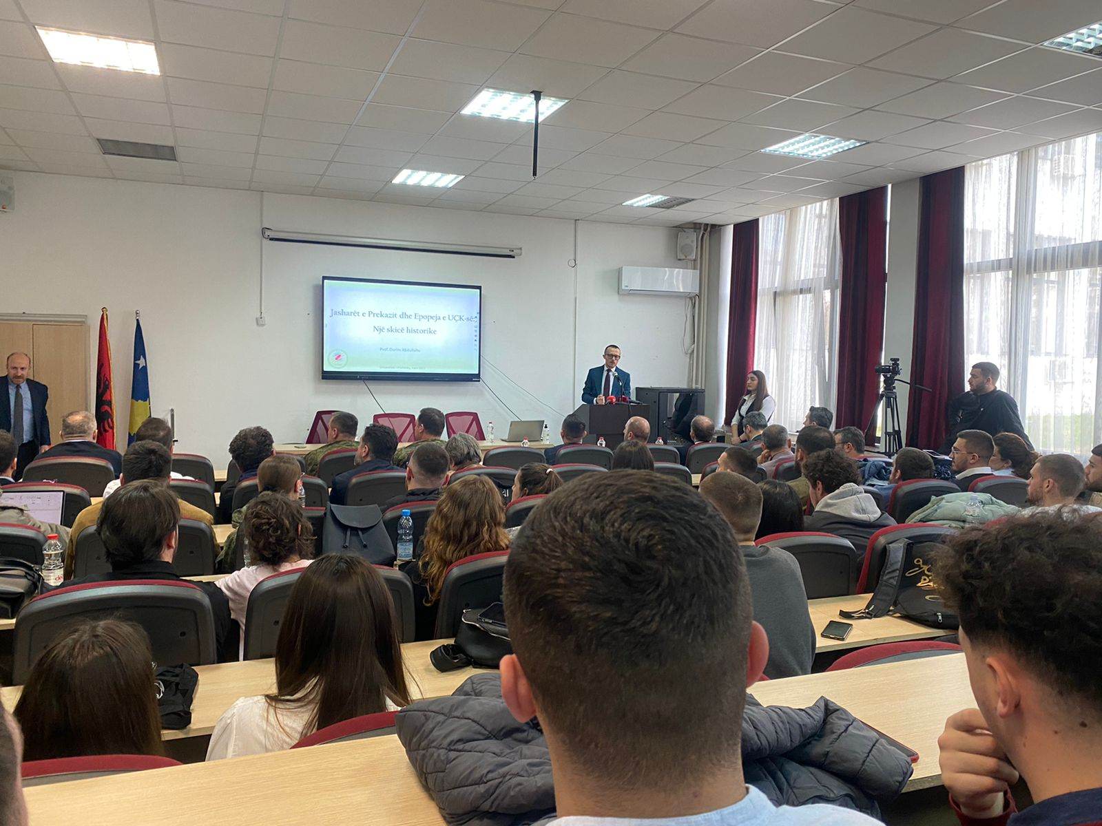 UP-ja me ligjëratë historie për Jasharët e Prekazit