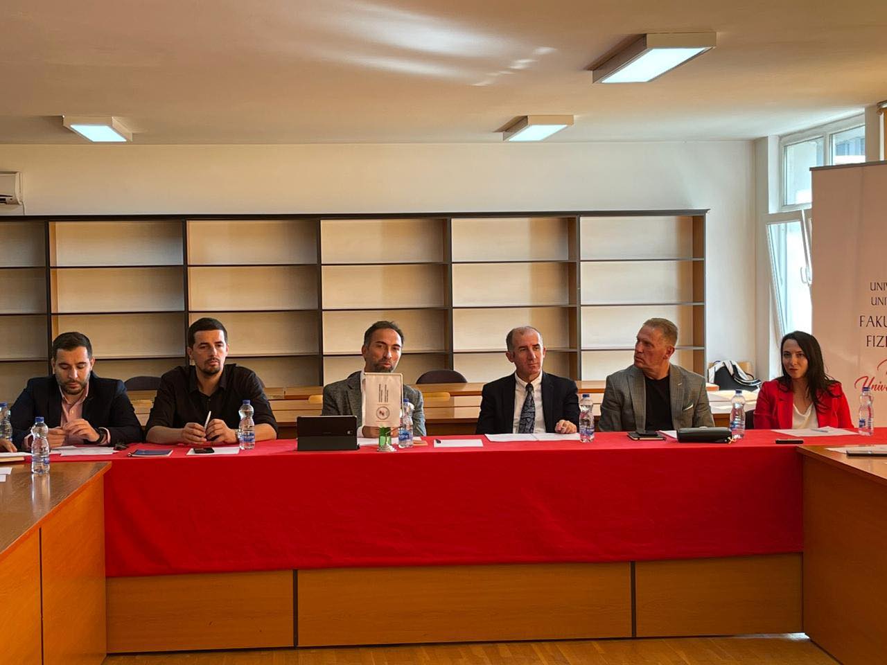 Mbahet takimi i bordit industrial në Fakultetin e Edukimit Fizik dhe të Sportit