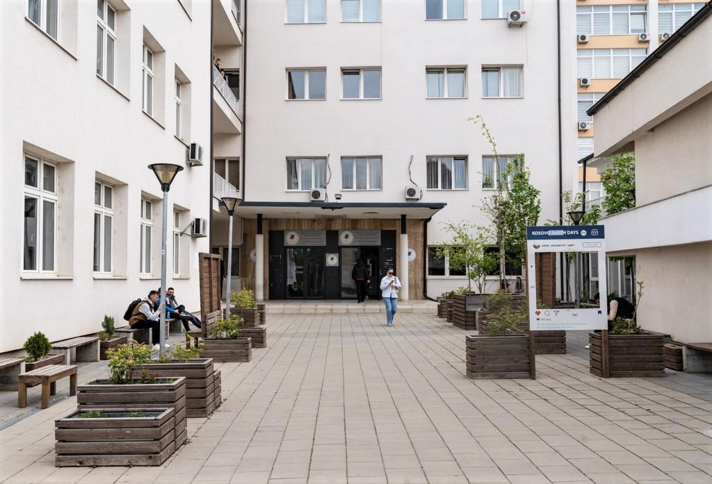 THEMELOHET QENDRA PËR STUDIMIN E GJENOCIDIT, HOLOKAUSTIT DHE DREJTËSI TRANZICIONALE NË FAKULTETIN JURIDIK (UP)