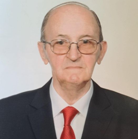 Rektori Qerimi i shpreh ngushëllime familjes Fehmiu