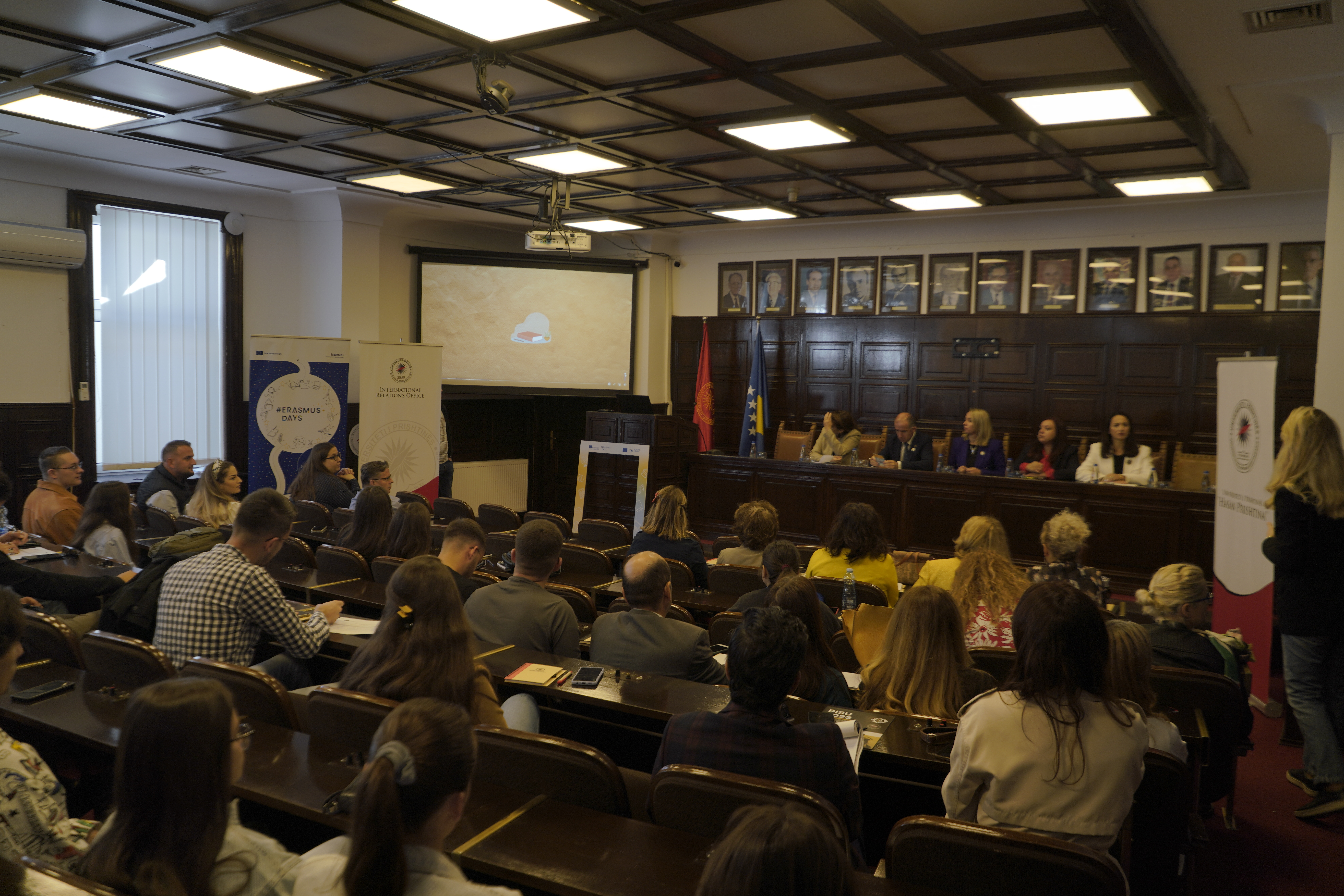 Universiteti i Prishtinës organizon sesionin informues për bursa në kuadër të programit Erasmus +