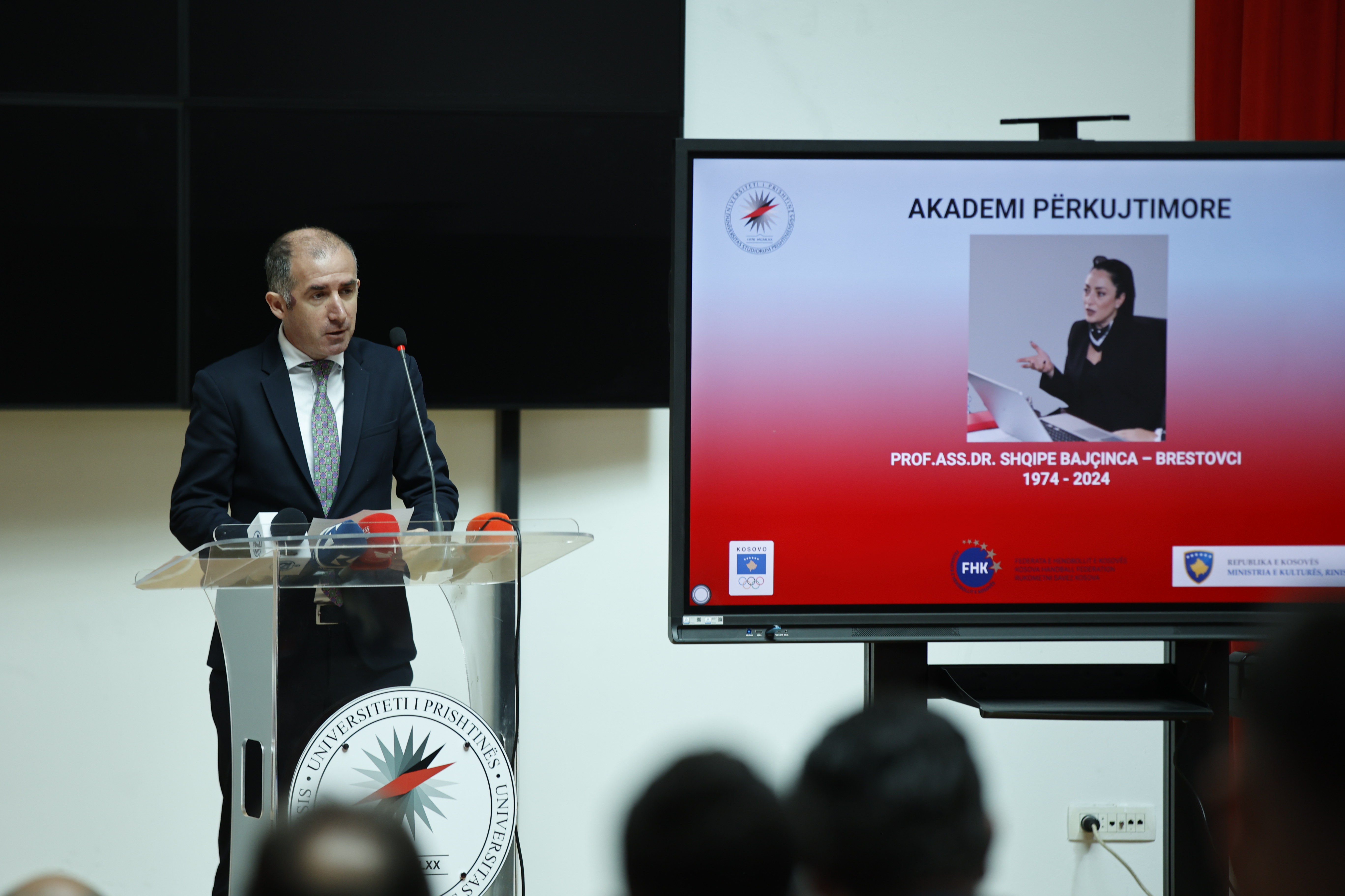 Organizohet akademi përkujtimore kushtuar jetës dhe veprës së profesoreshës Shqipe Bajçinca-Brestovci