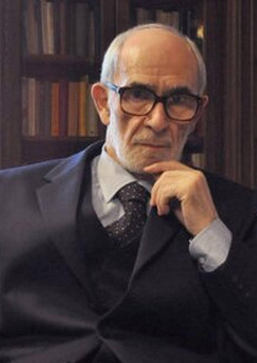 Ndahet nga jeta akademik Rexhep Qosja: Universiteti i Prishtinës ngushëllon të pikëlluarit