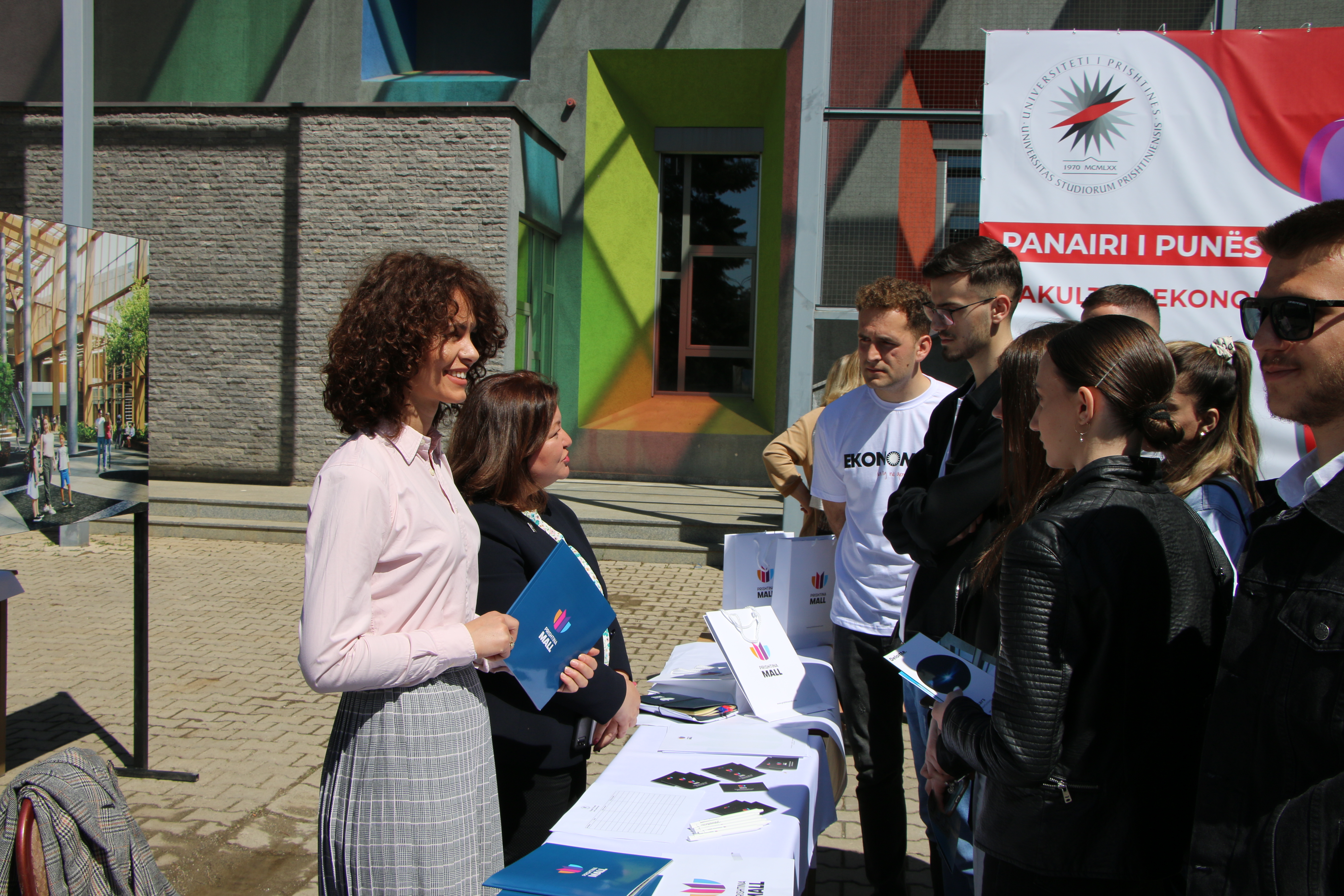 Fakulteti Ekonomik organizon Panairin e Punës për studentë