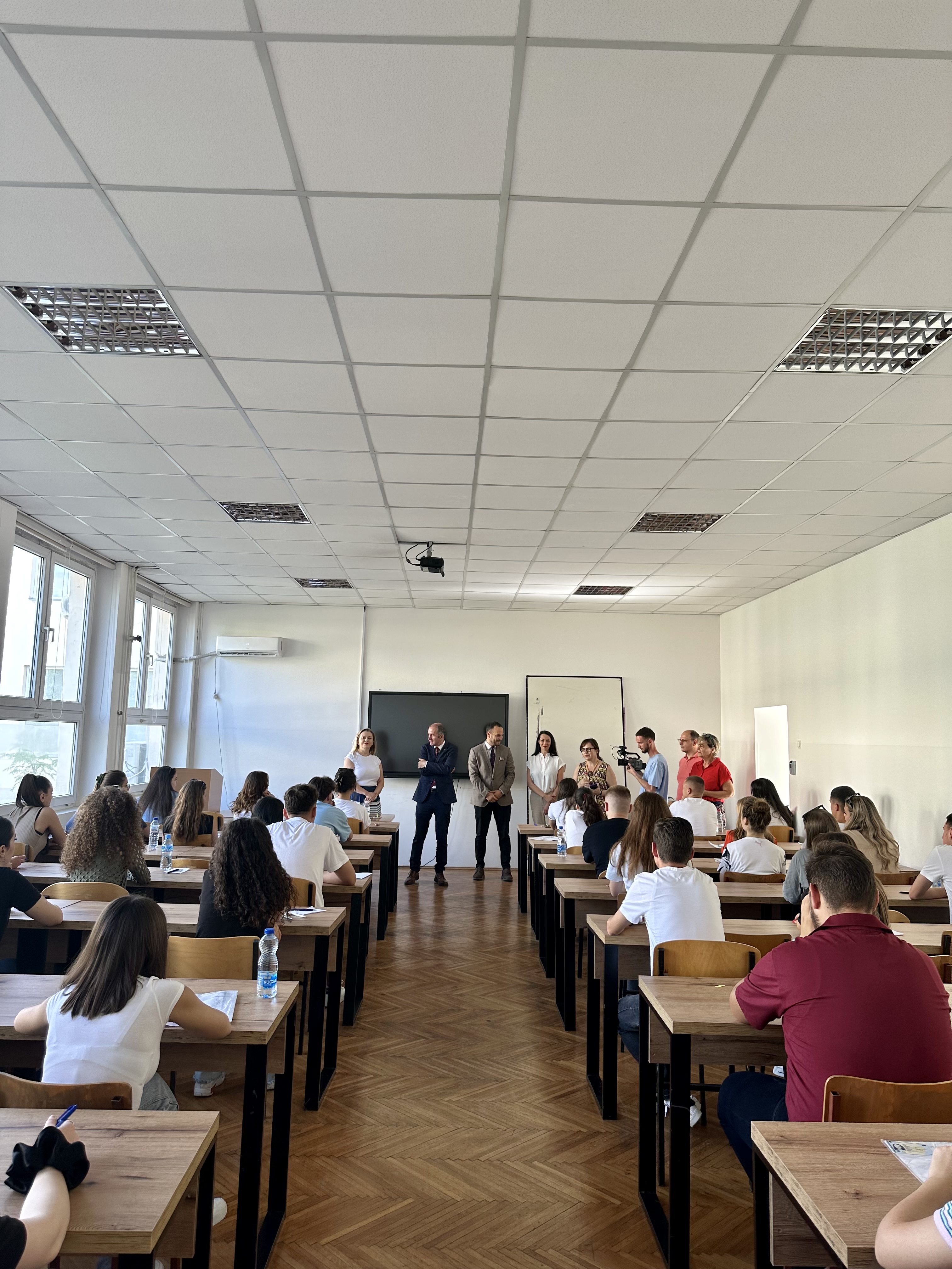 Dita e provimeve pranuese është vazhdimi i vizitave të rektorit Qerimi në fakultetet e Universitetit të Prishtinës