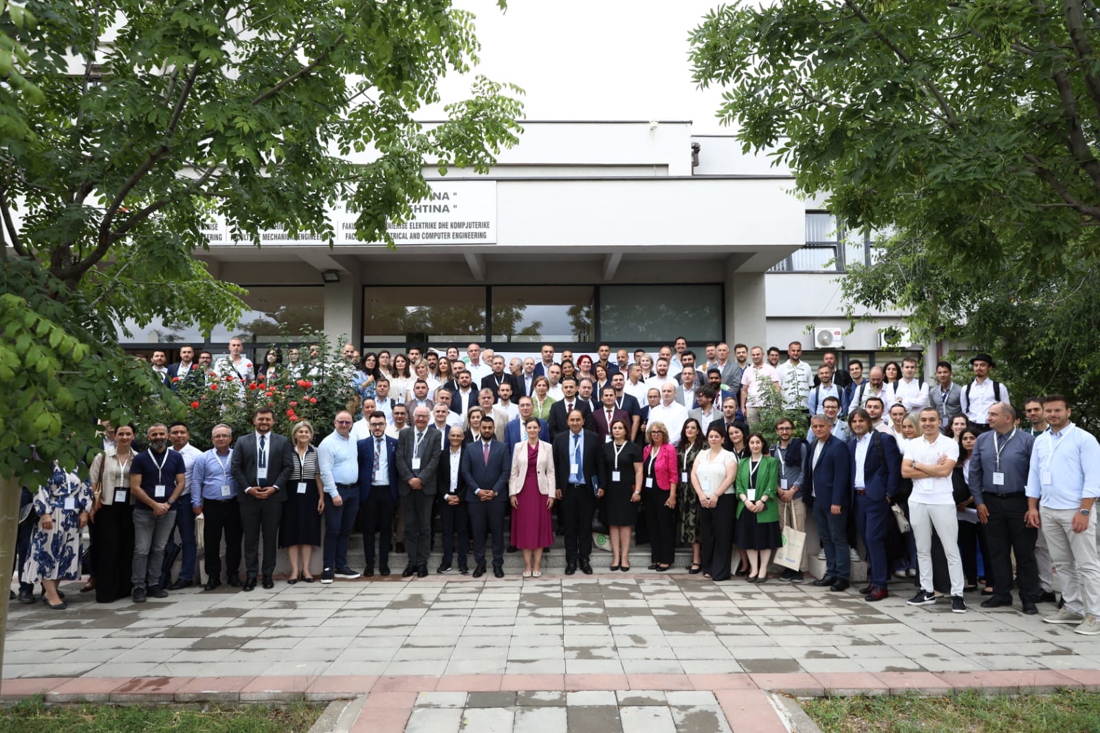 Në UP - FIEK u mbajt konferenca shkencore ndërkombëtare për “Energji të Rinovueshme dhe Teknologji të Zgjuara (REST-24)