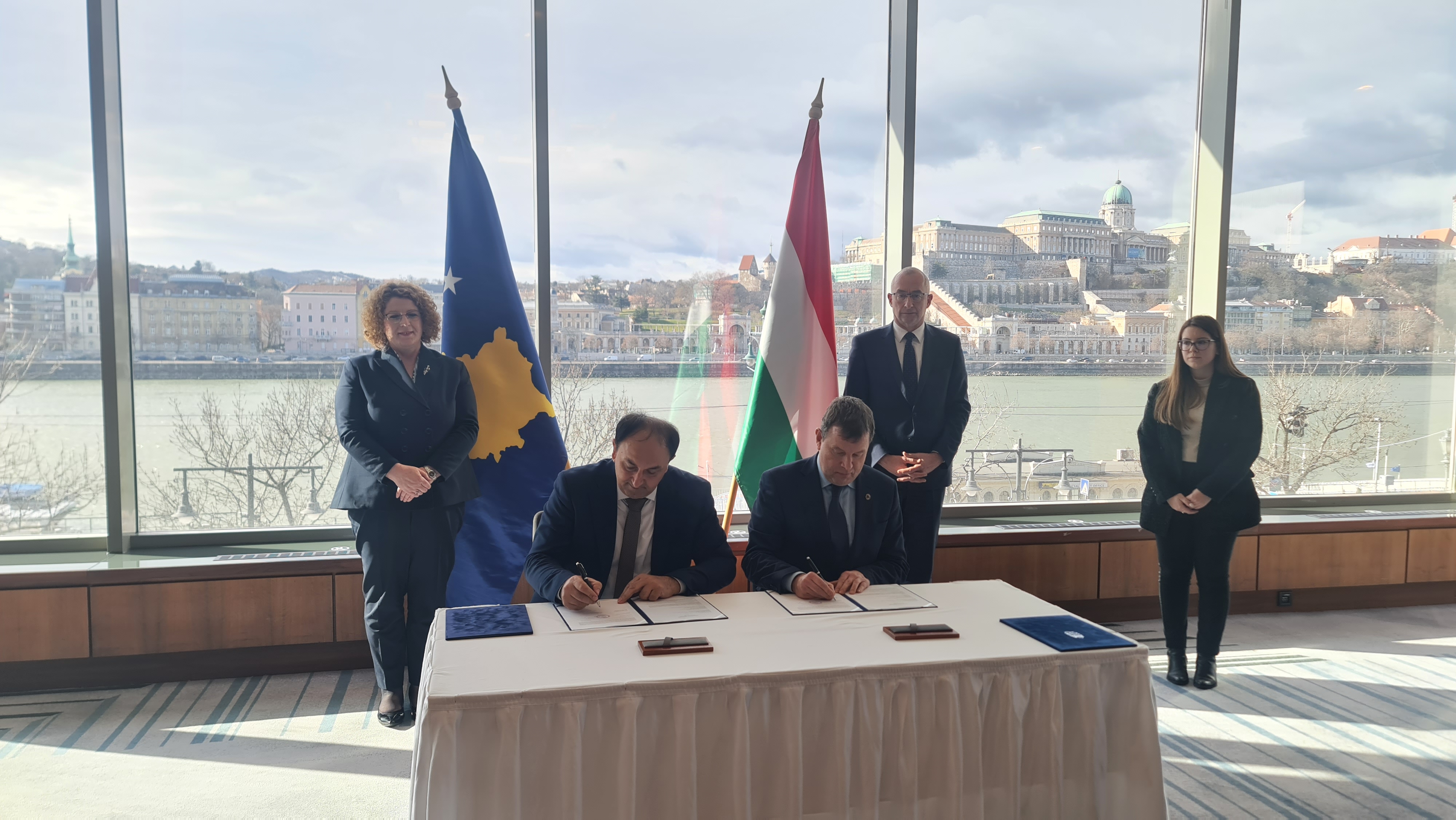 Nënshkruhet memorandum bashkëpunimi ndërmjet UP-FIEK dhe Universitetit Pannonia-Fakulteti i Teknologjisë së Informacionit