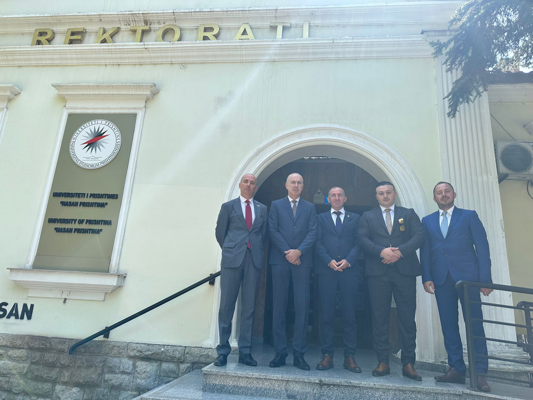 Rektori Qerimi ka pritur në takim një delegacion nga Mali i Zi