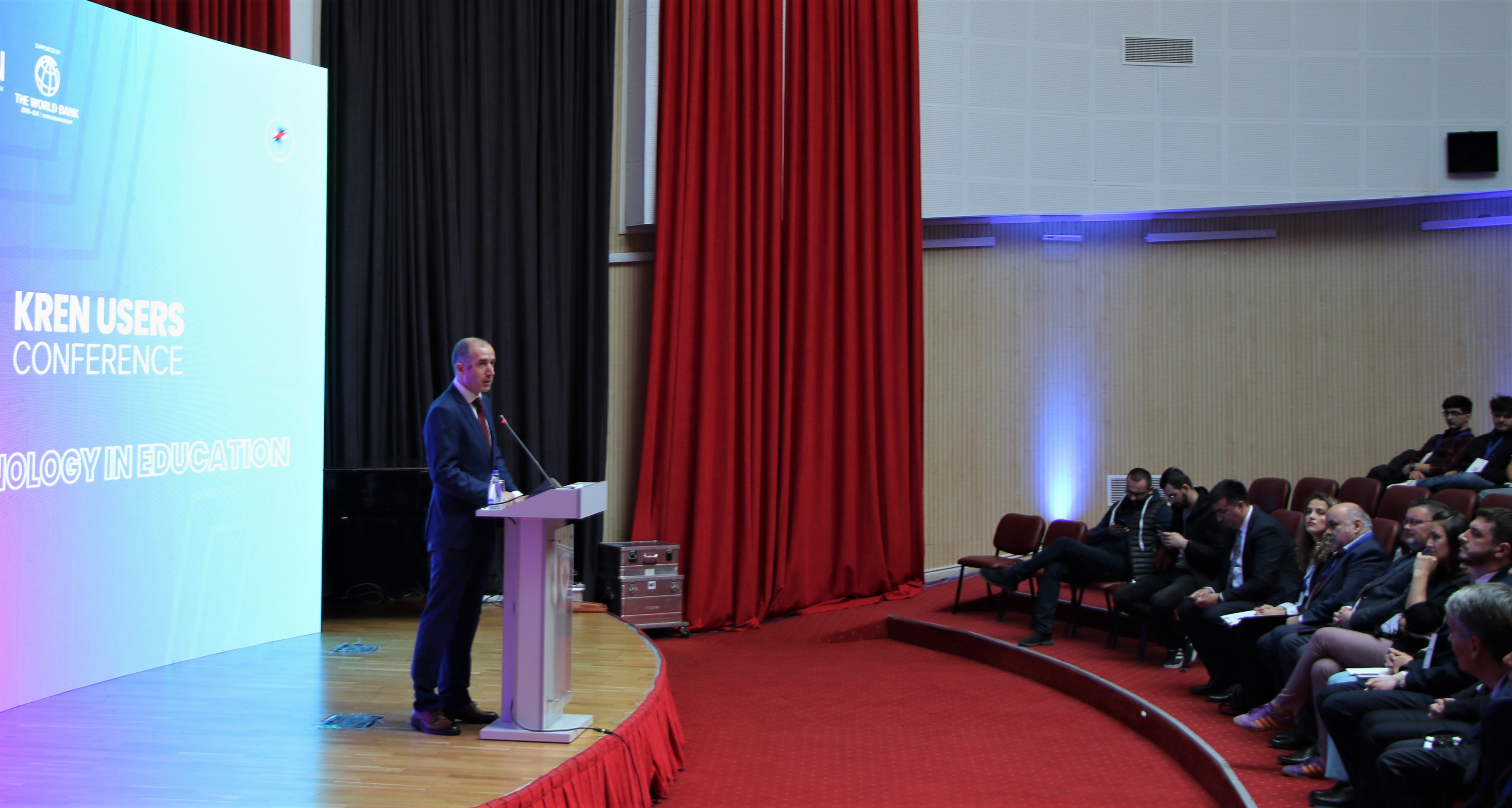 Në UP mbahet Konferenca e Parë e Përdoruesve të Rrjetit Kosovar për Hulumtim dhe Edukim
