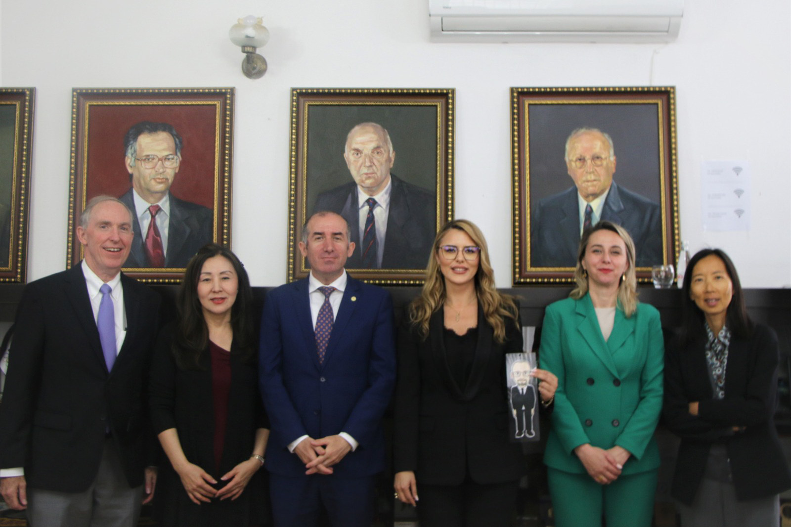Delegacion nga Universiteti Shtetëror i Floridës e viziton UP-në