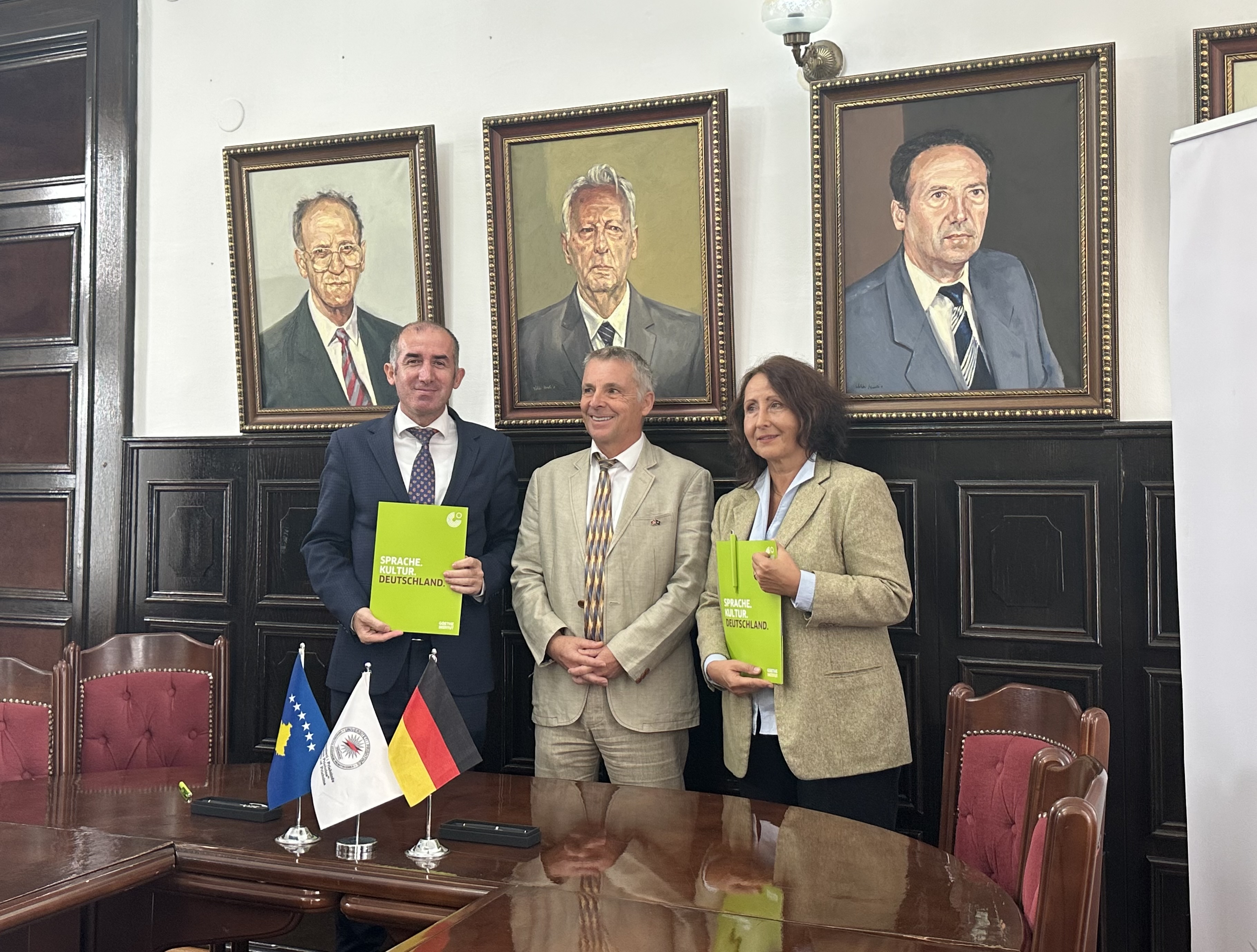Universiteti i Prishtinës nënshkruan marrëveshje bashkëpunimi me Institutin Goethe