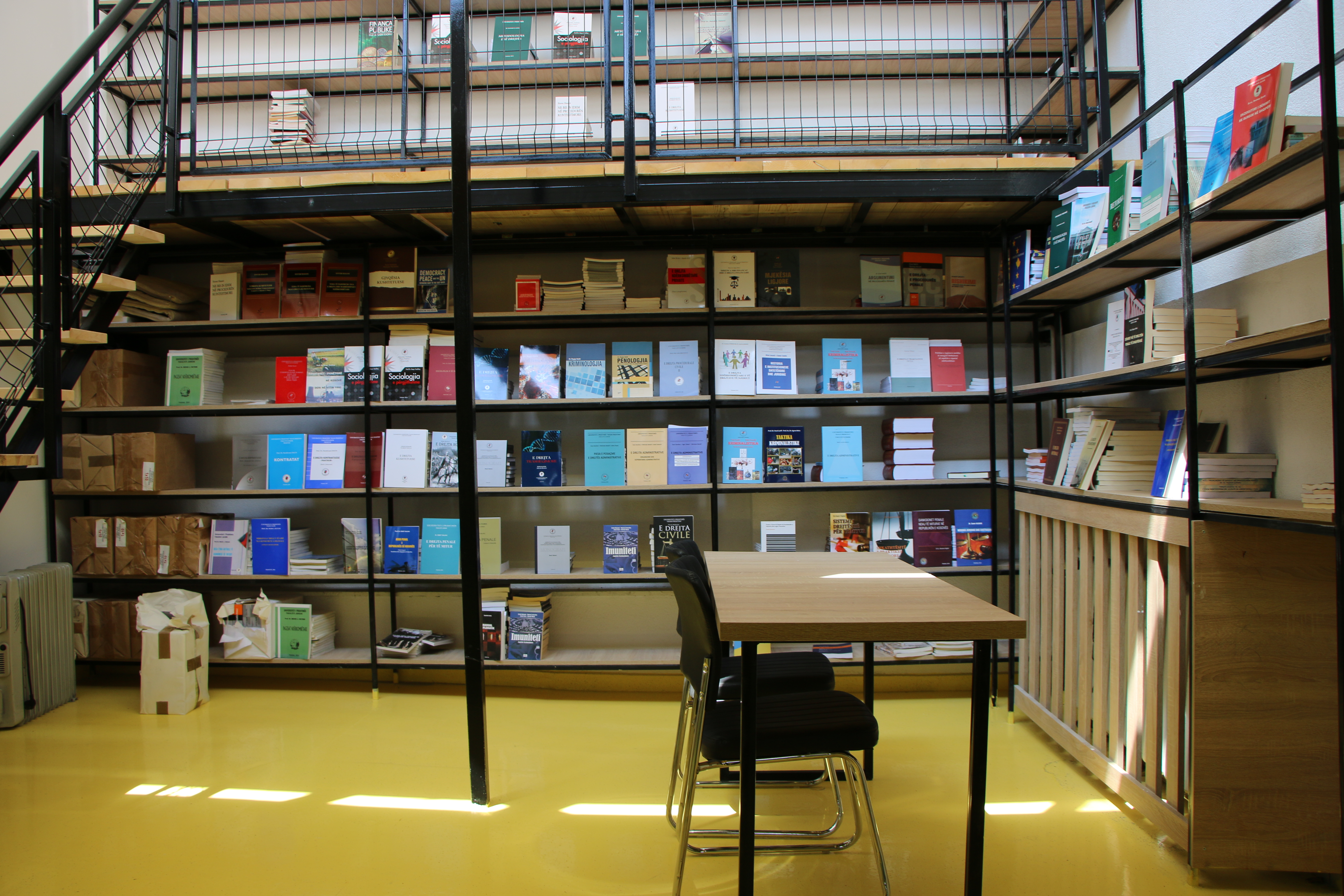 Fakulteti Juridik inauguron këndet e reja të leximit për studentë