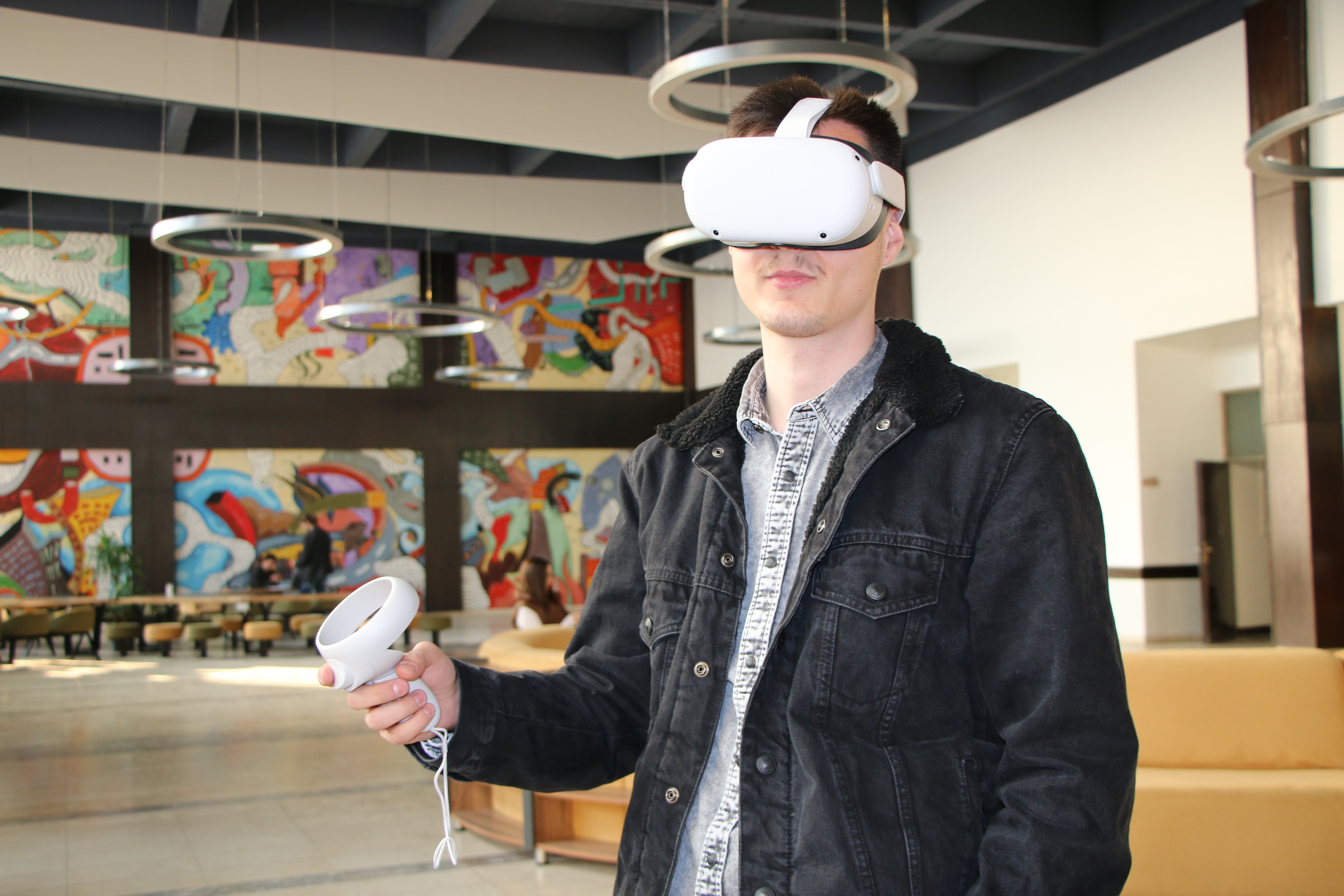 Mësim atraktiv dhe më cilësor falë teknologjisë virtuale (AR/VR)
