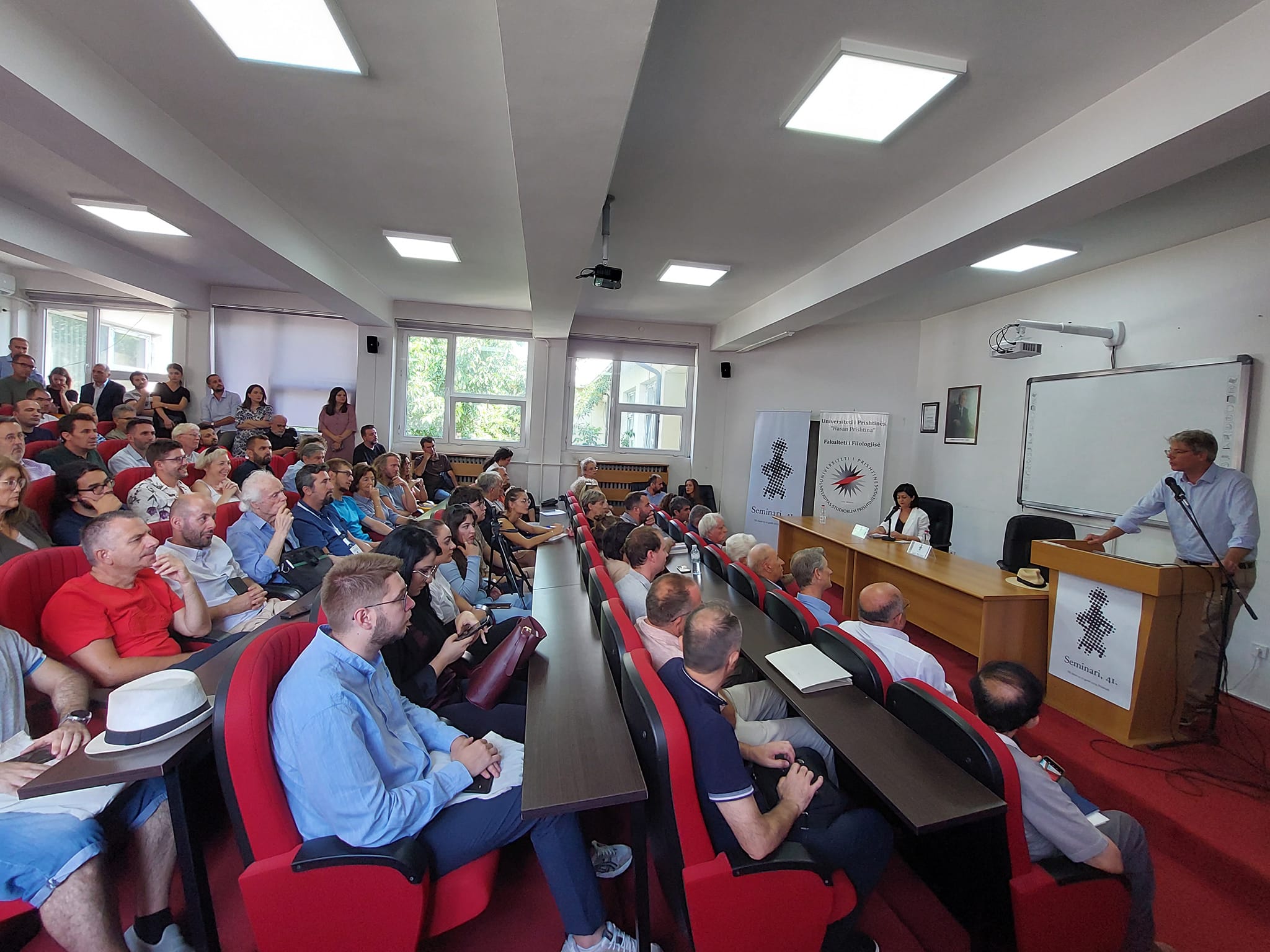 Zbulimi i rrugëve të historisë shqiptare: Një ligjeratë nga prof. Oliver Schmitt