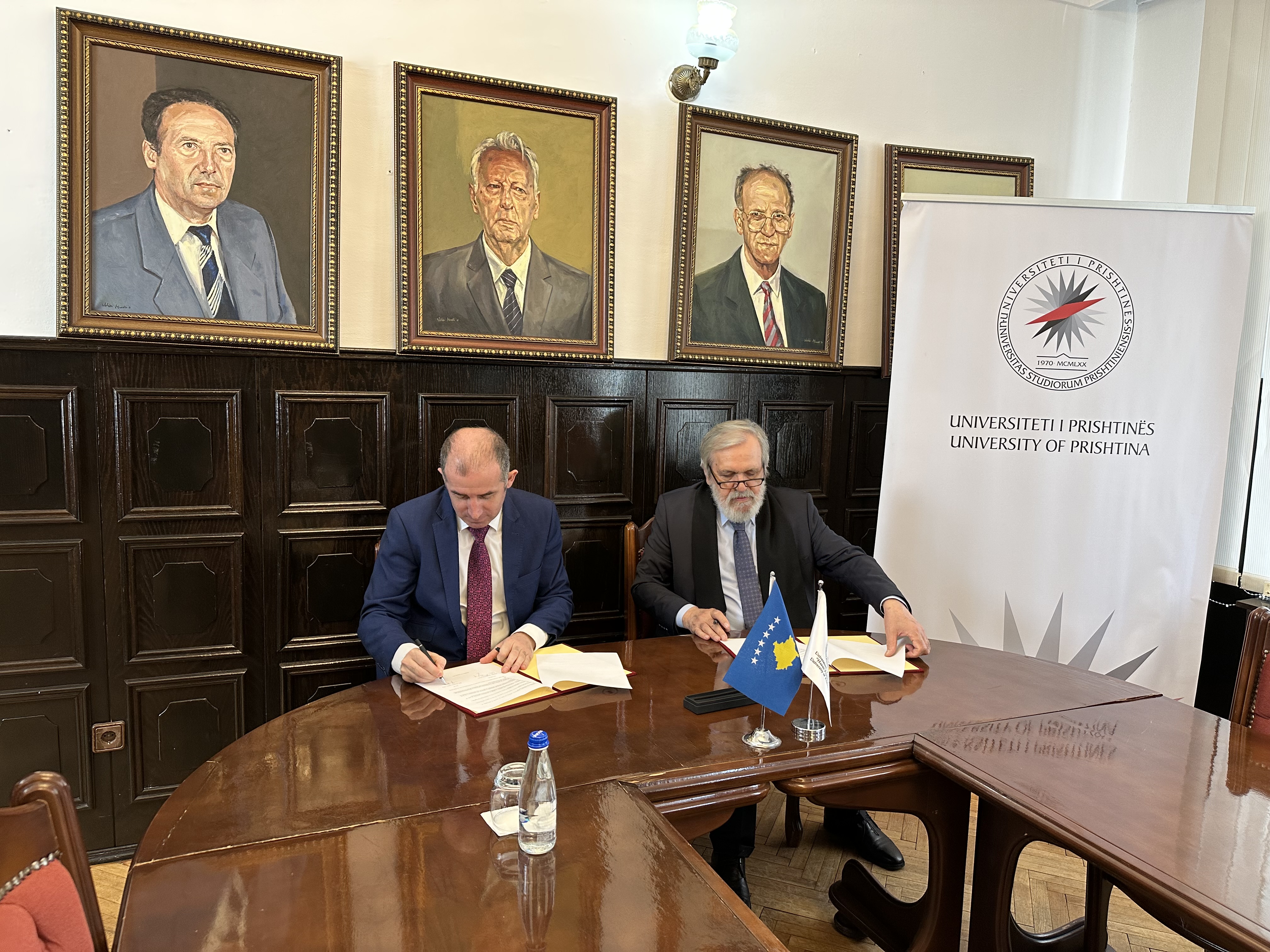 UP-ja dhe ASHAK-u nënshkruan memorandum mirëkuptimi