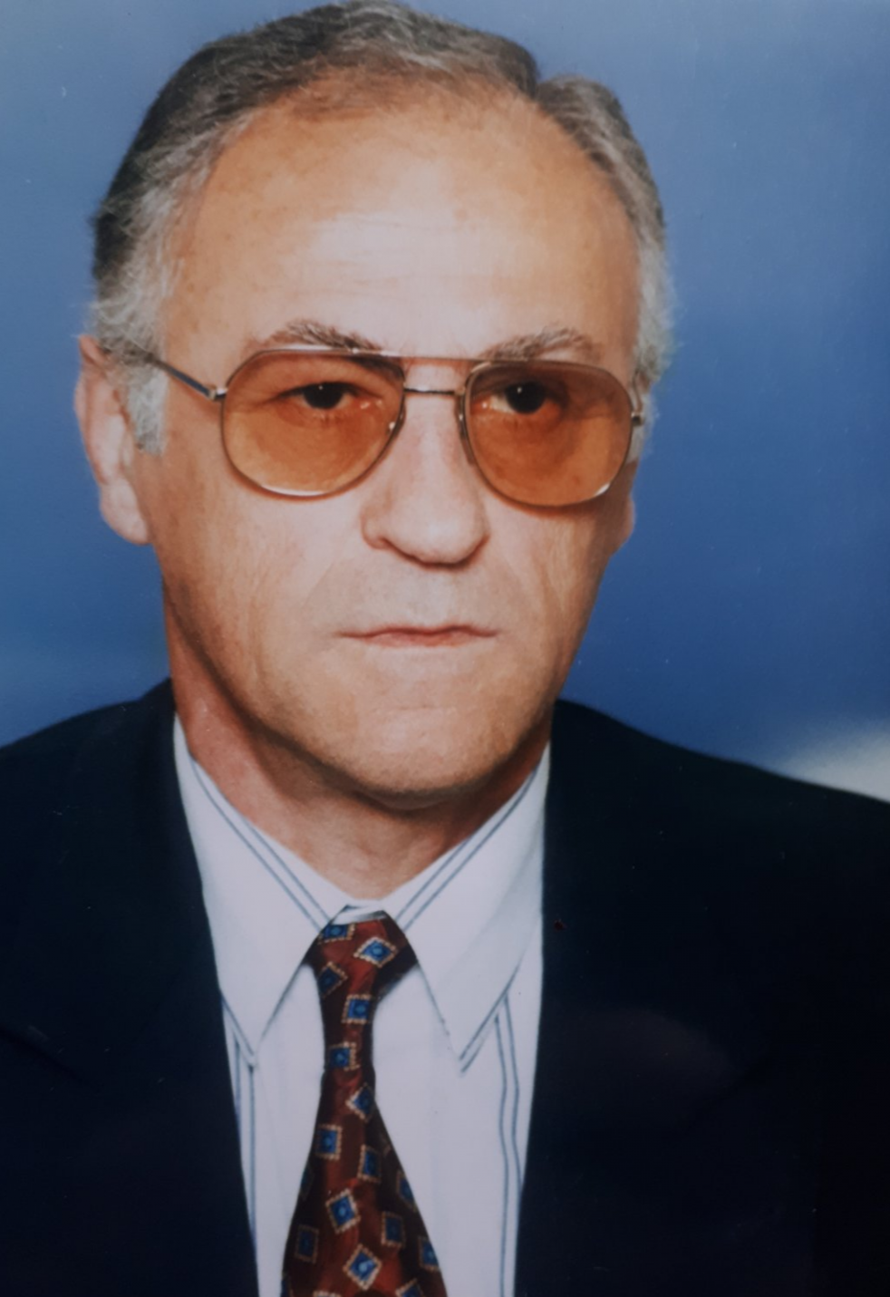 Rektori Qerimi shpreh ngushëllime për humbjen e ish – rektorit, profesor Zenel Kelmendi
