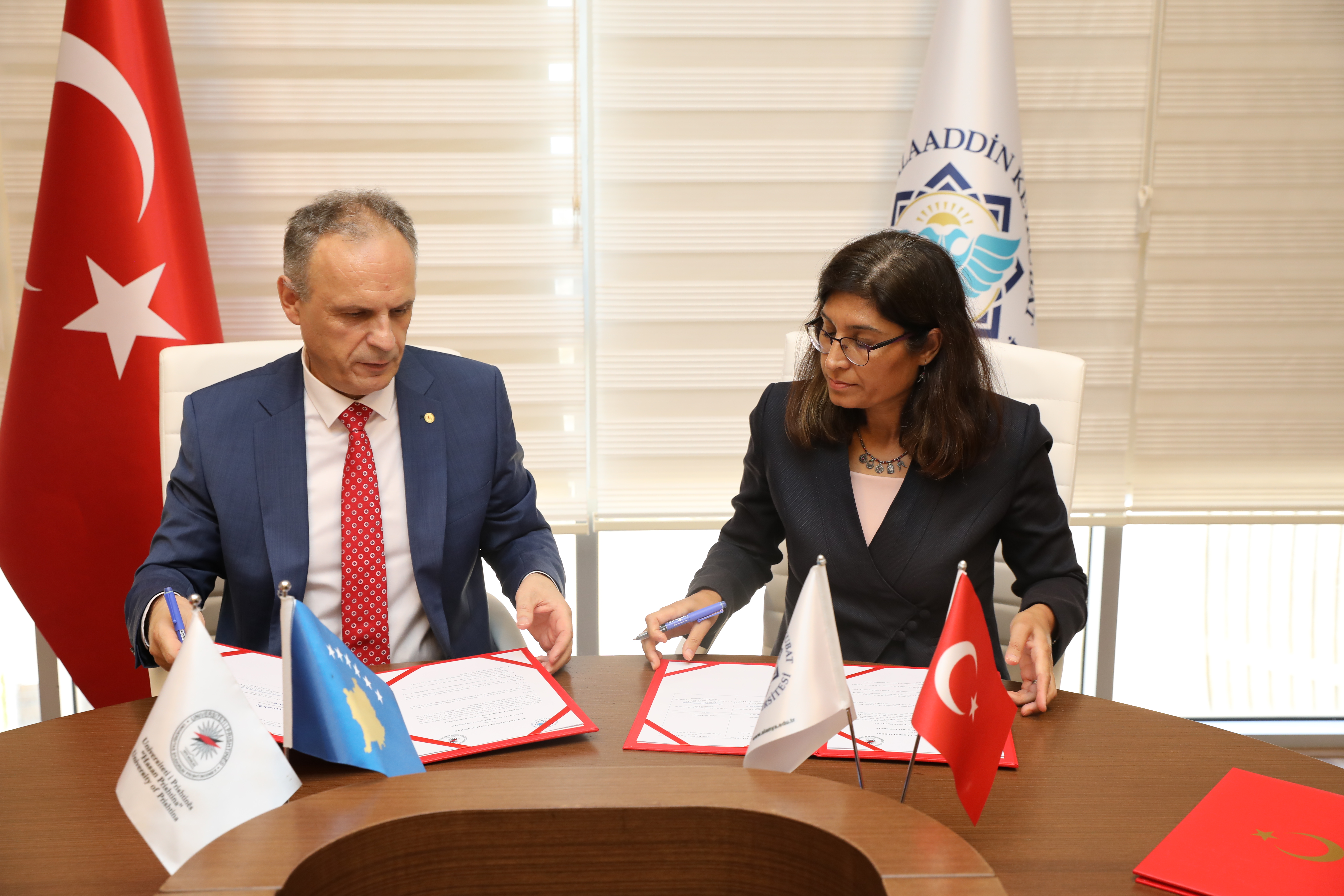 Rektori Sahiti nënshkruan tri marrëveshje të bashkëpunimit gjatë vizitës në Universitetin Alanya Alaaddin Keykubat, në Turqi