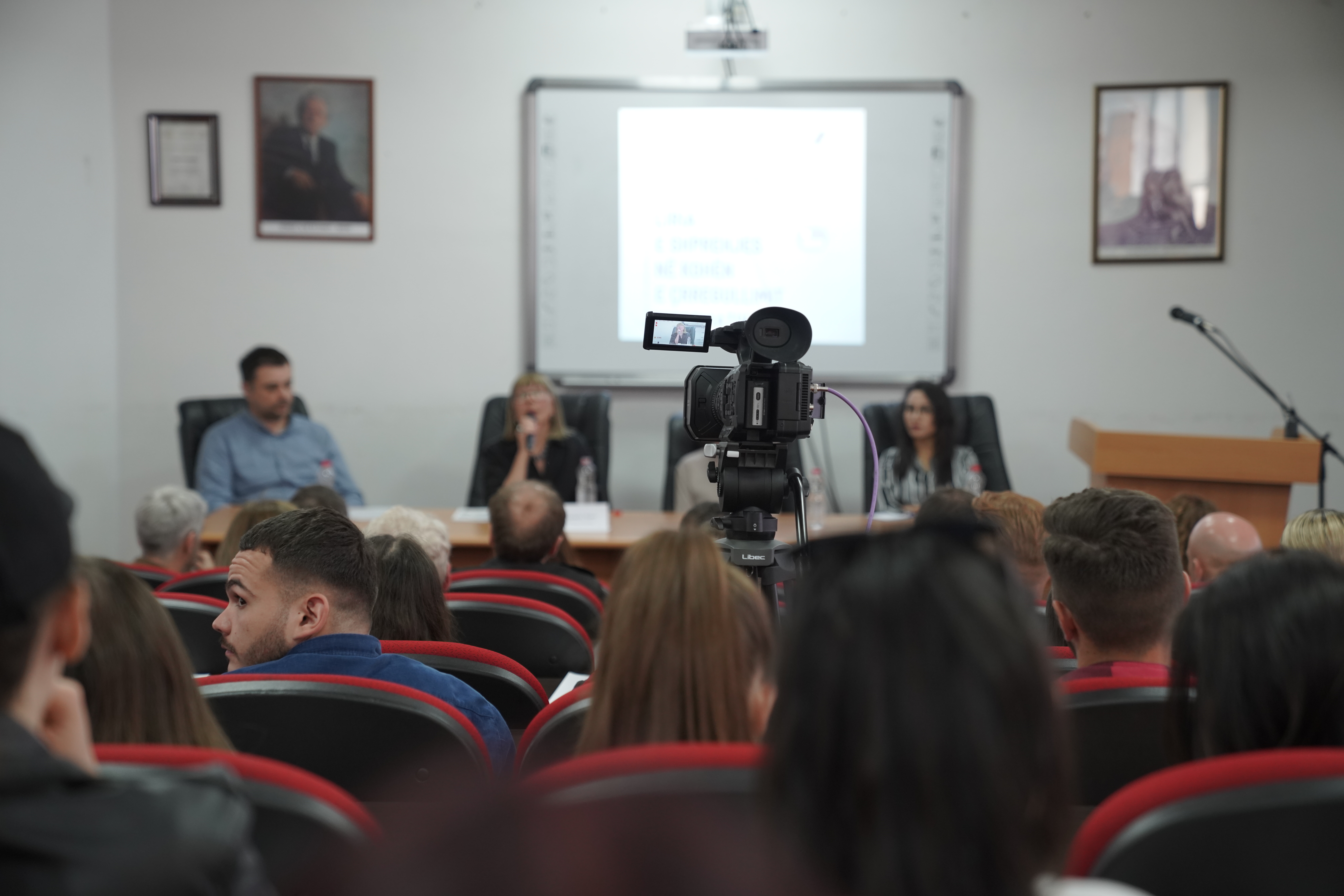 Në UP organizohet konferencë për Ditën Ndërkombëtare të Lirisë së Shtypit