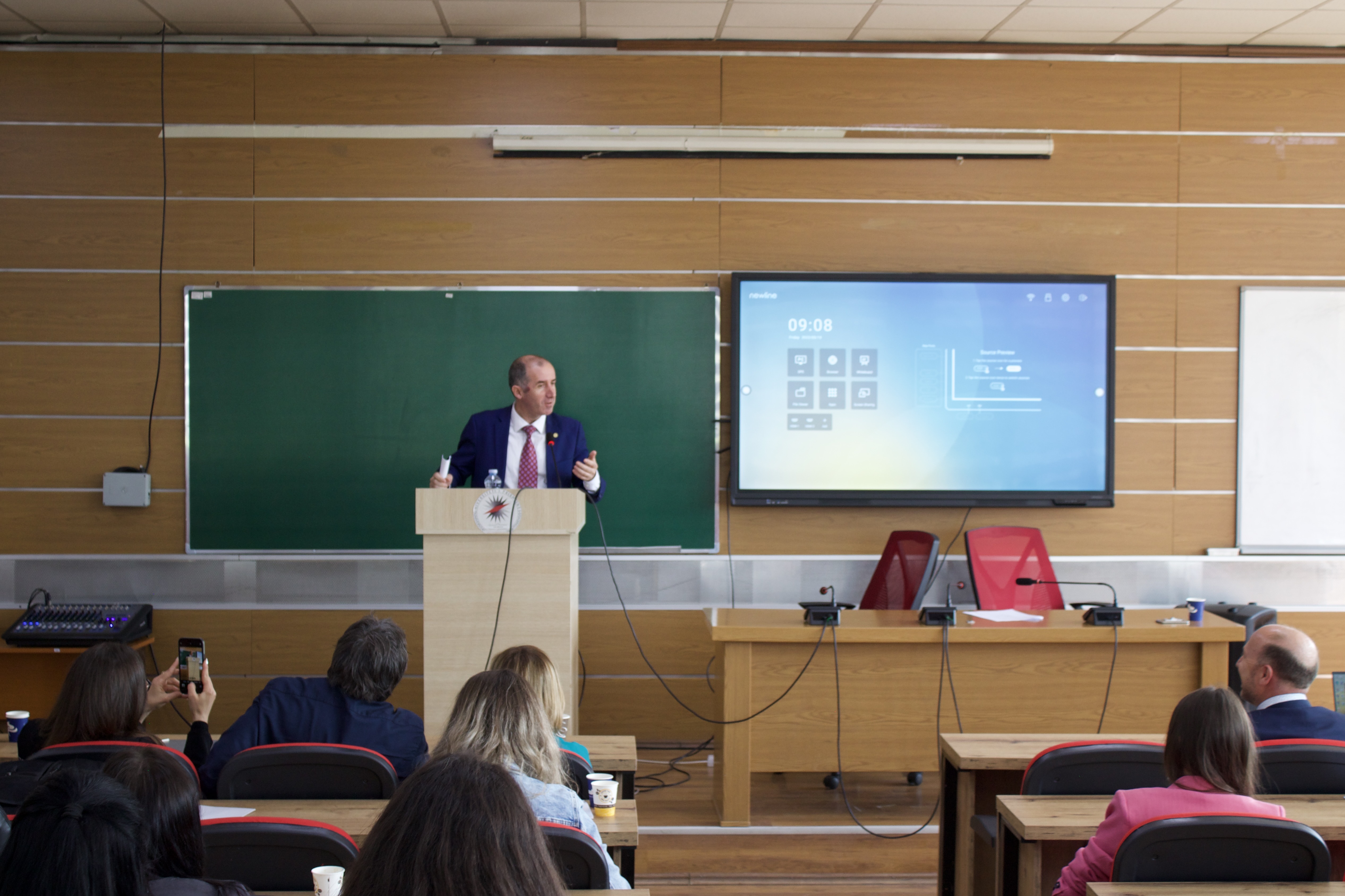 Mbahet Konferenca e Departamentit të Psikologjisë