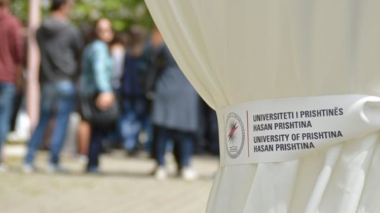 NJOFTIM RRETH PËRGATITJEVE PËR KONKURSIN PËR PRANIMIN E STUDENTËVE NË VITIN E PARË TË STUDIMEVE THEMELORE – BAÇELOR
