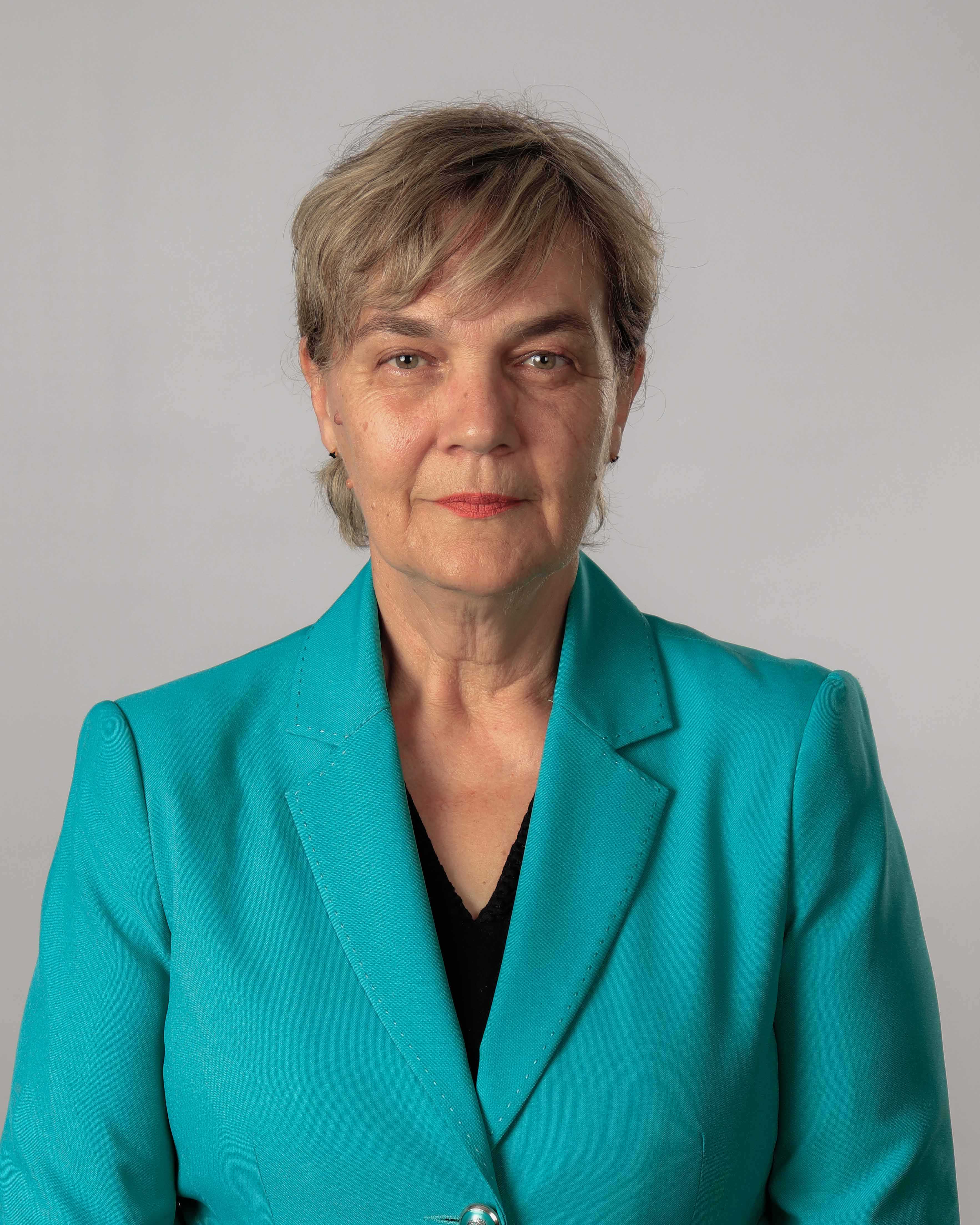 Teuta Abrashi