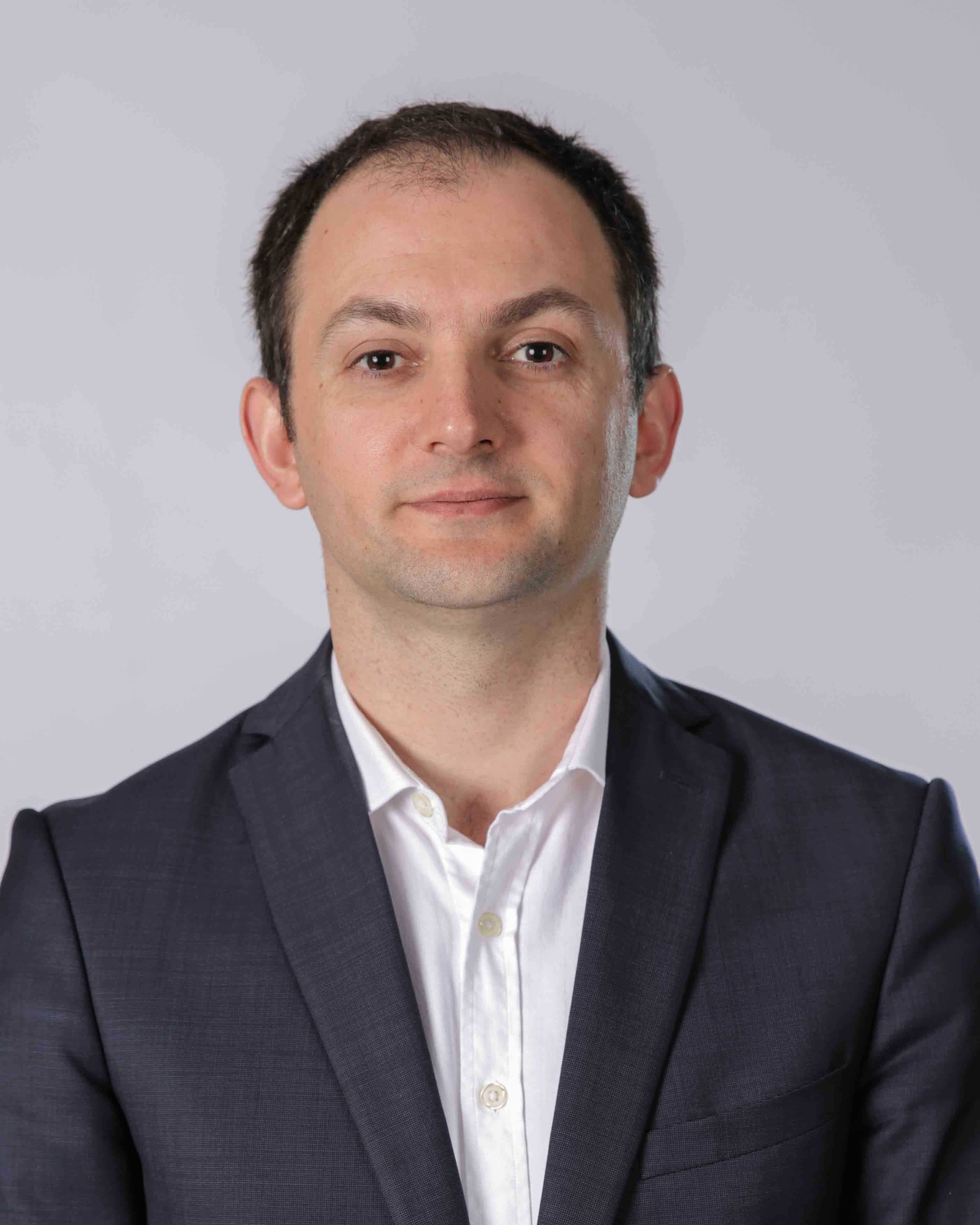 Qëndrim  Gashi