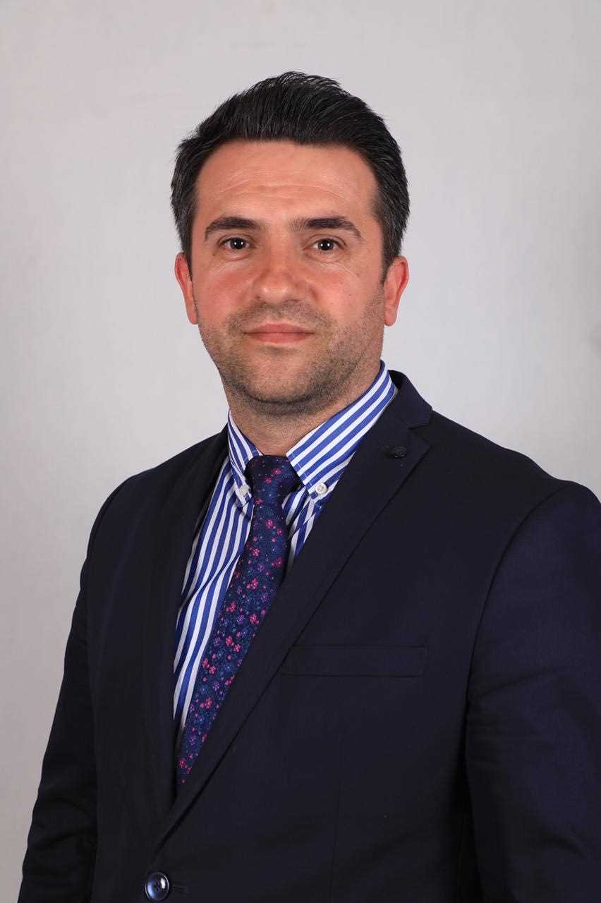 Selim Bezeraj