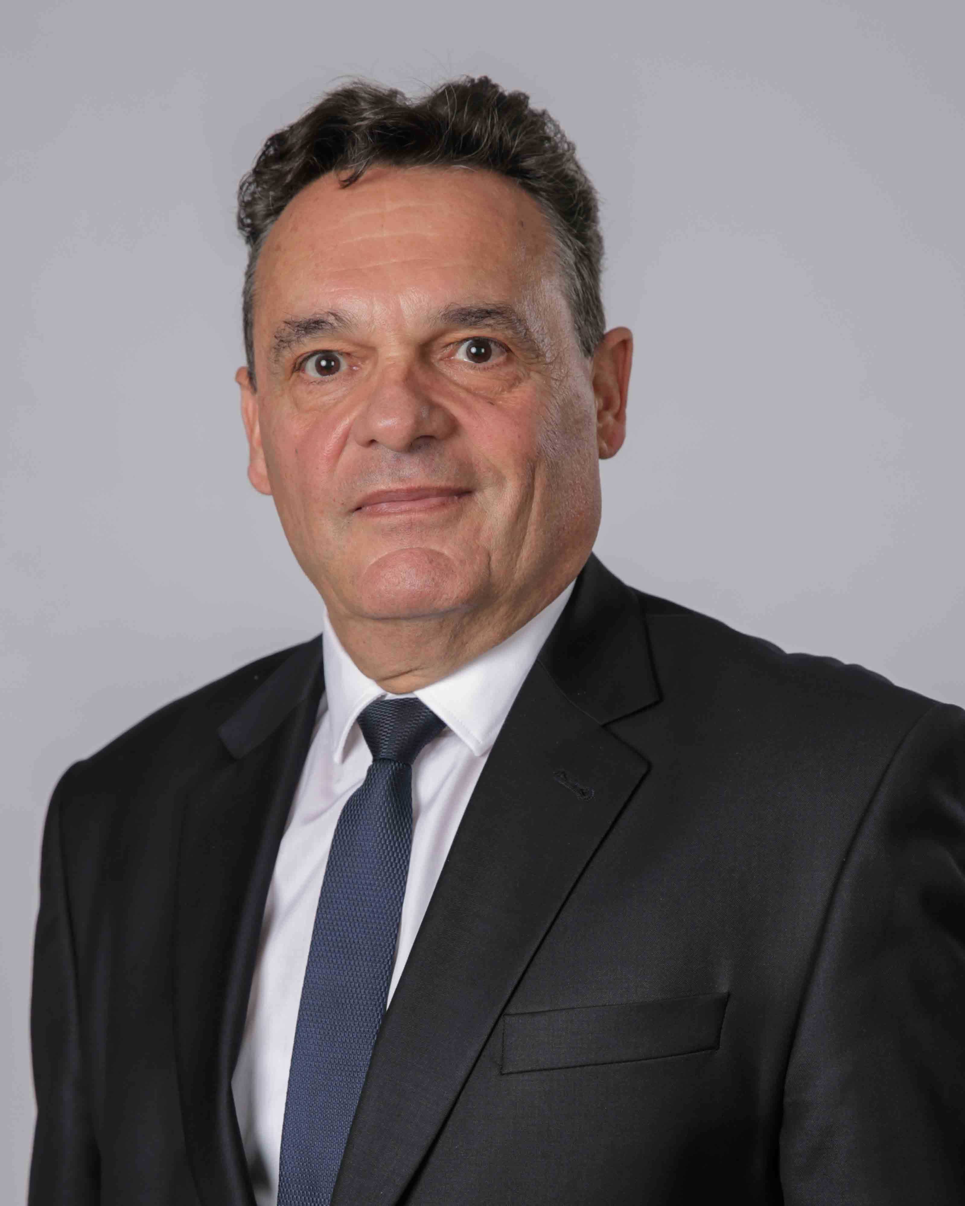 Behxhet Mustafa