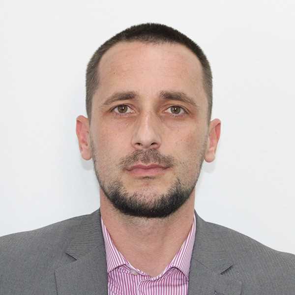 Halil Asllani