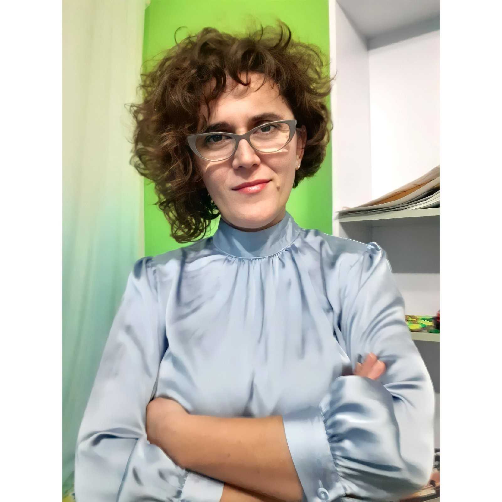 Adelina Hajrullahu
