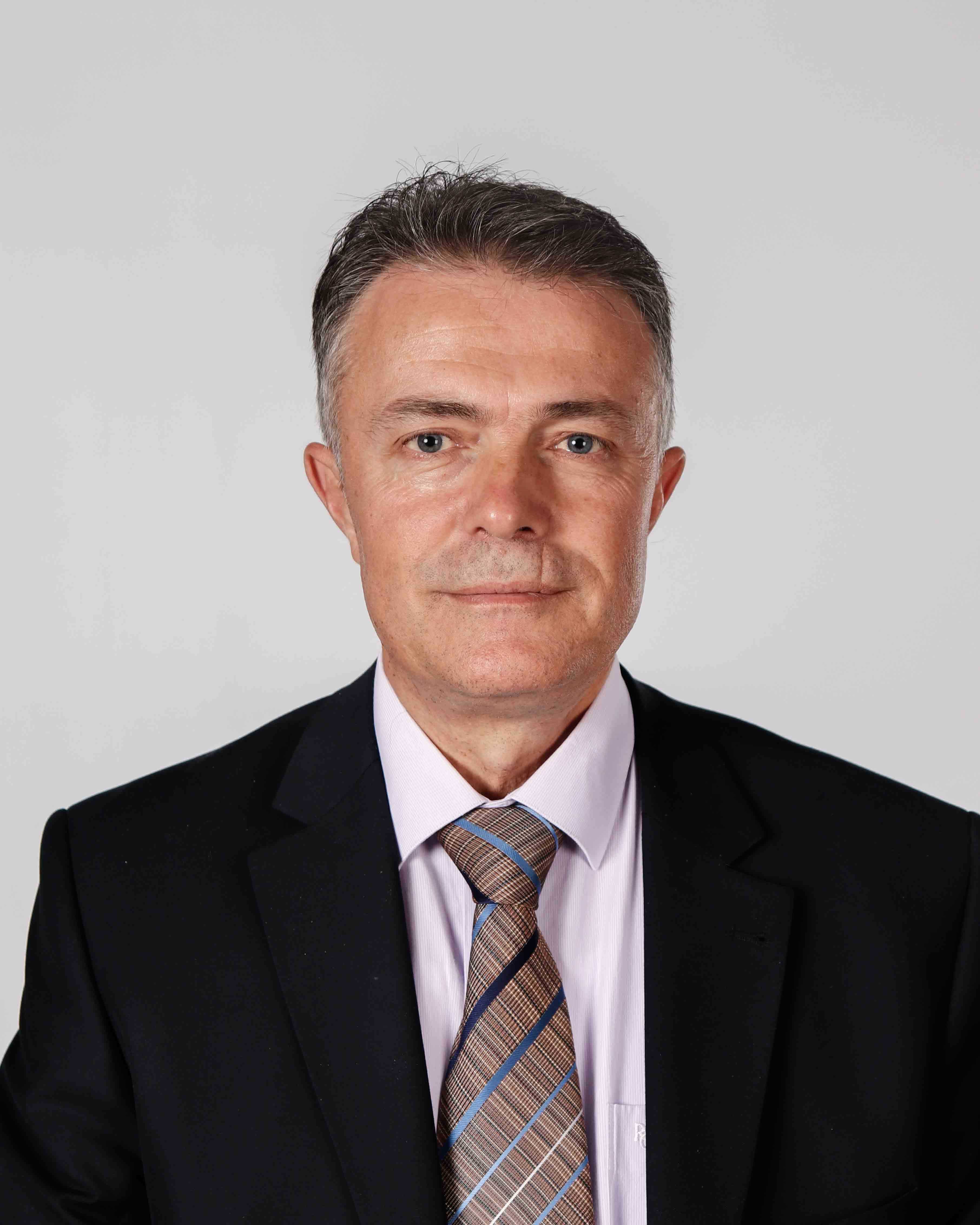 Vahid  Avdiu