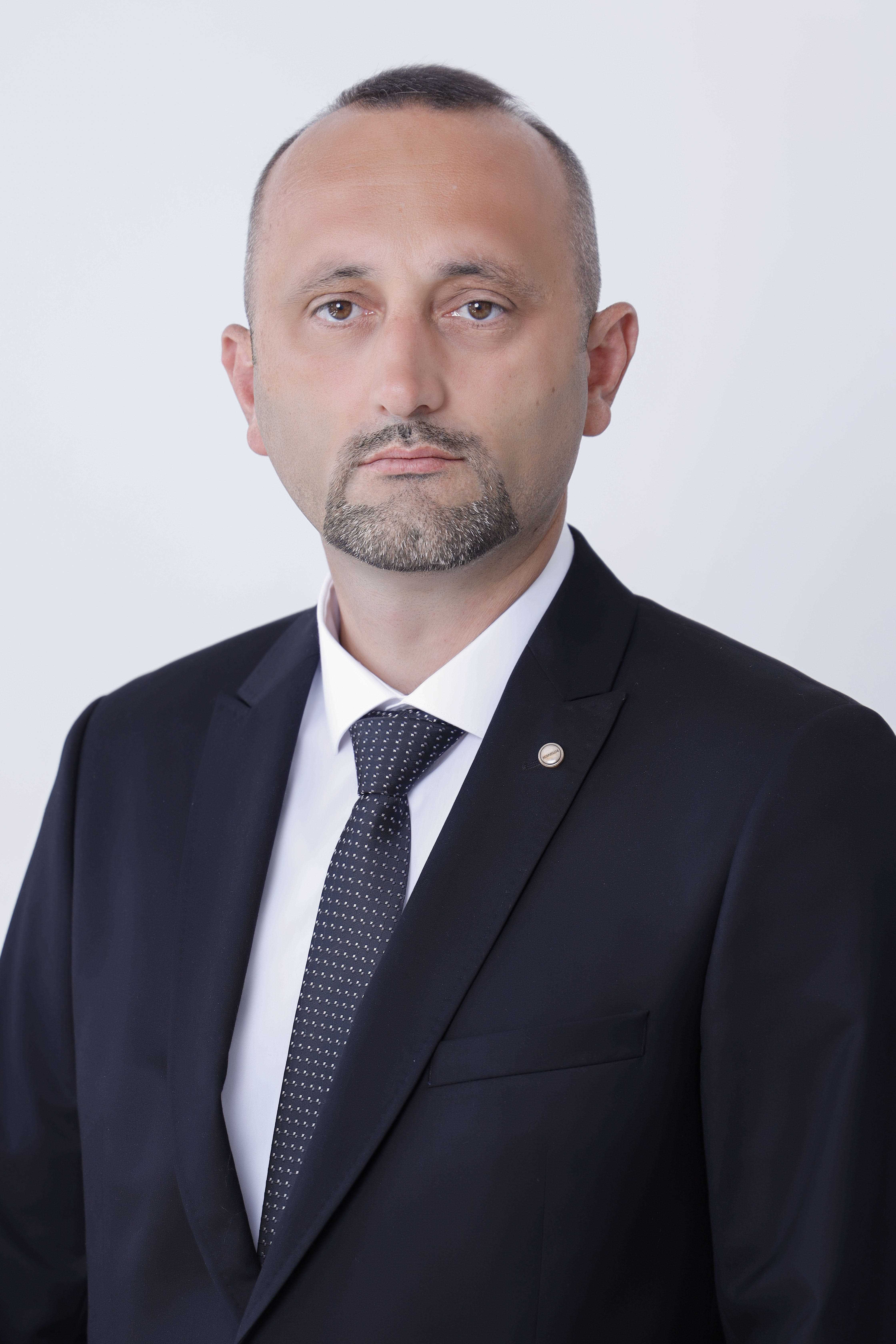 Valon Krasniqi 