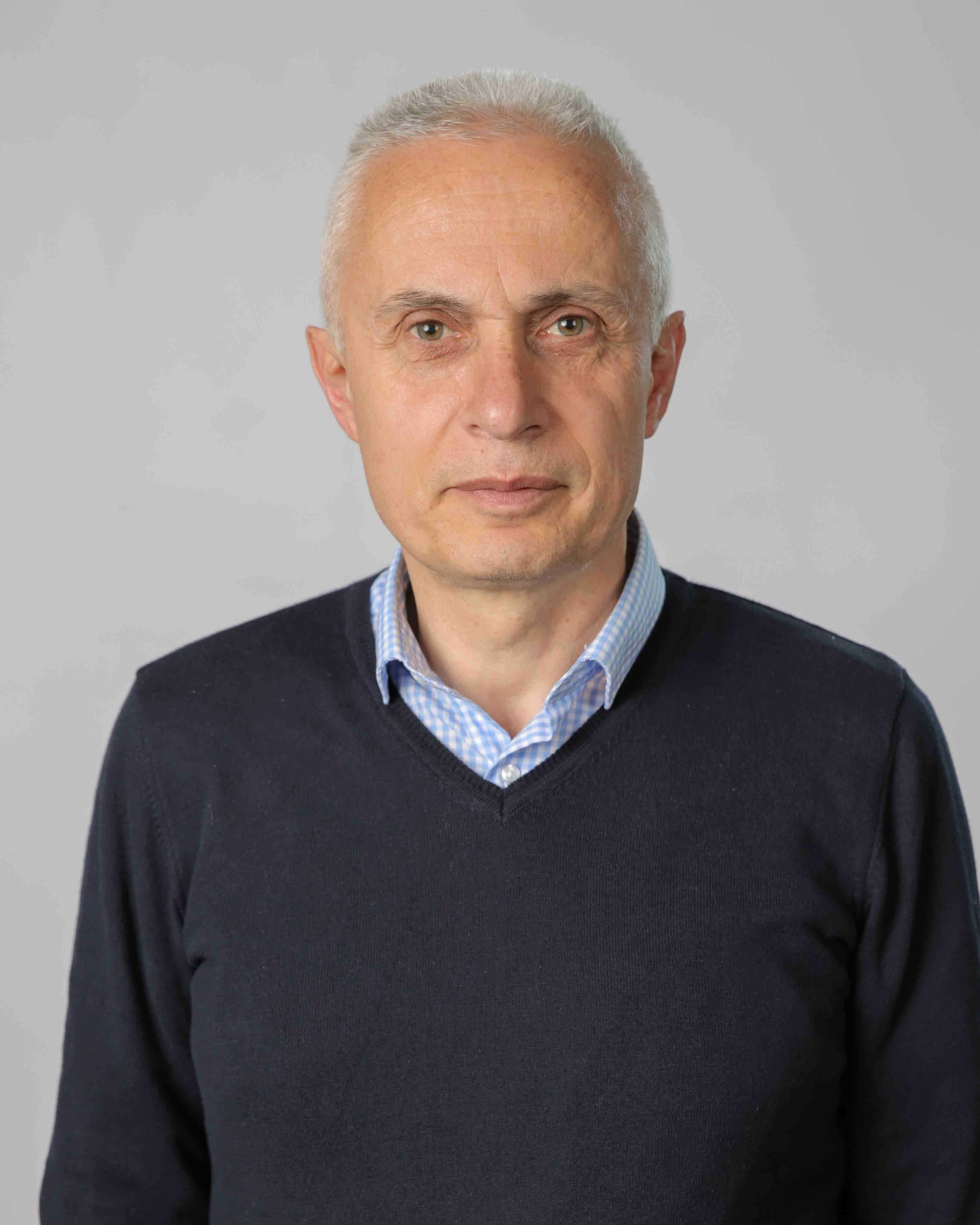 Sabit Sllamniku